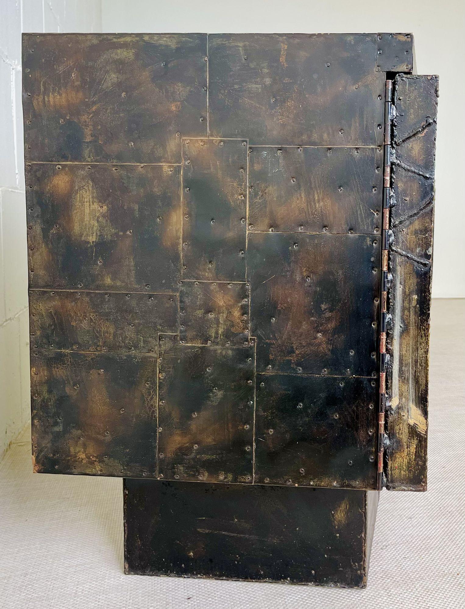 Paul Evans, Brutalist Mid-Century Modern Deep Relief Sideboard, Sculputed Bronze For Sale 6