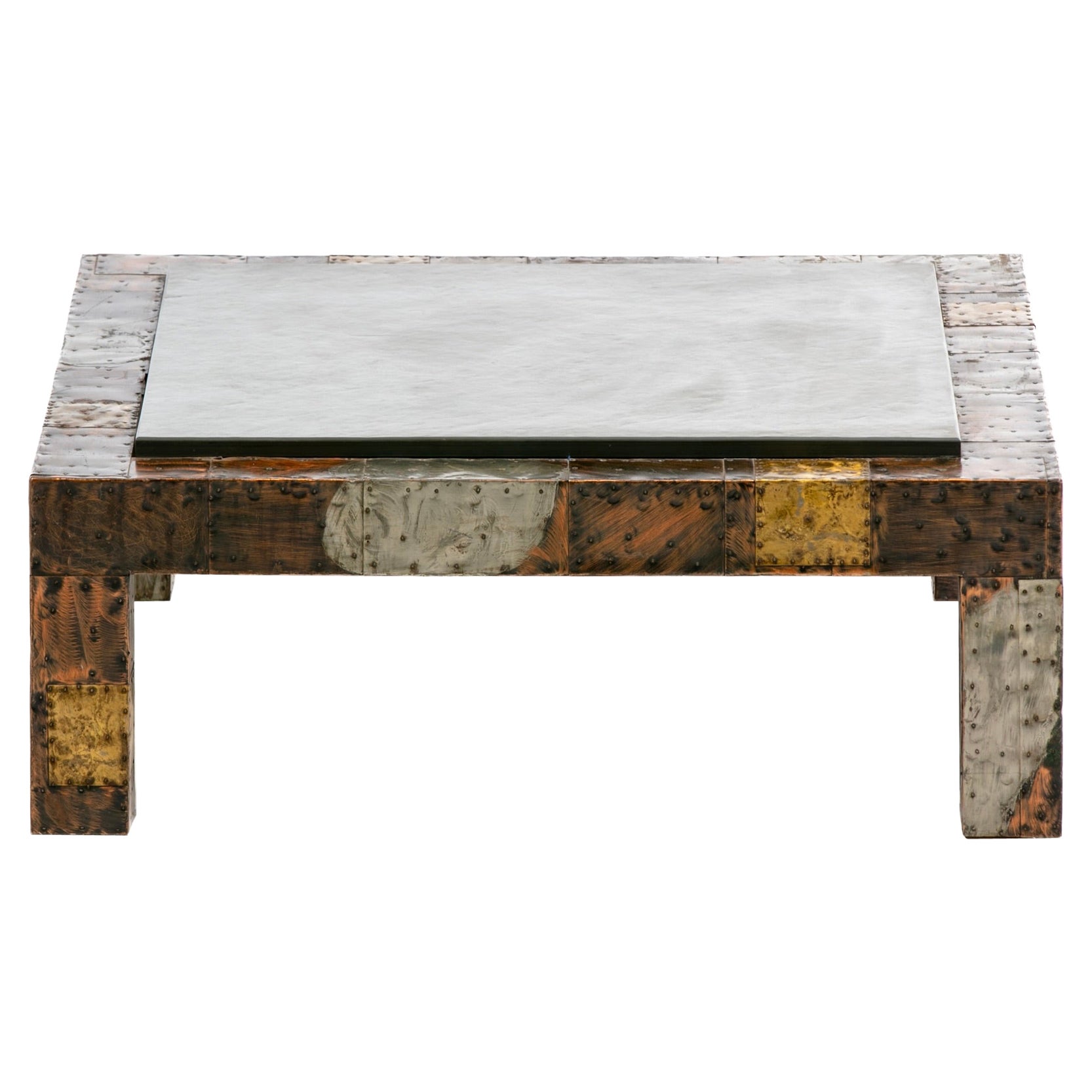 Paul Evans Brutalistisches Patchwork aus Metallen Schieferplatte Couchtisch um 1970 im Angebot