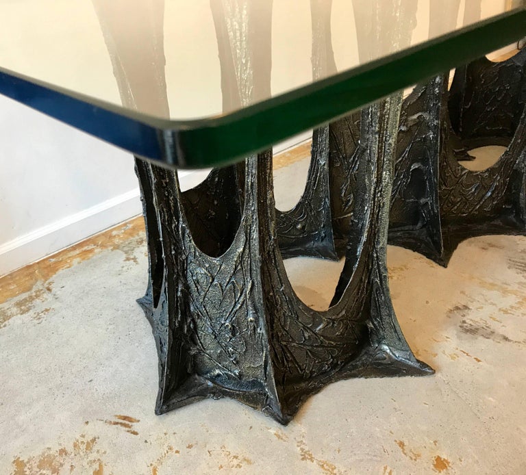 Mid Century Paul Evans Brutalist Stalagmite Bronze & Resin Base Dining Table In Good Condition For Sale In Bedford Hills, NY