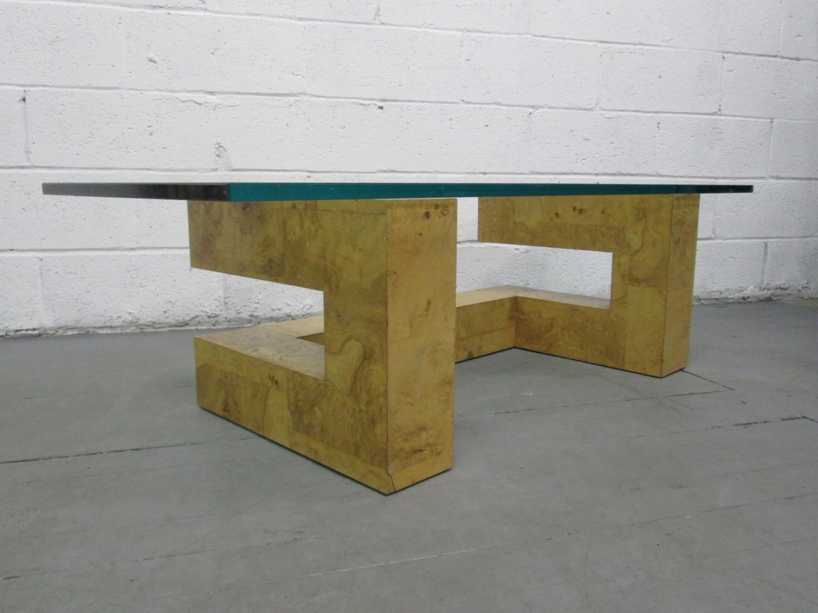 Table basse en bois de ronce Paul Evans Bon état - En vente à New York, NY