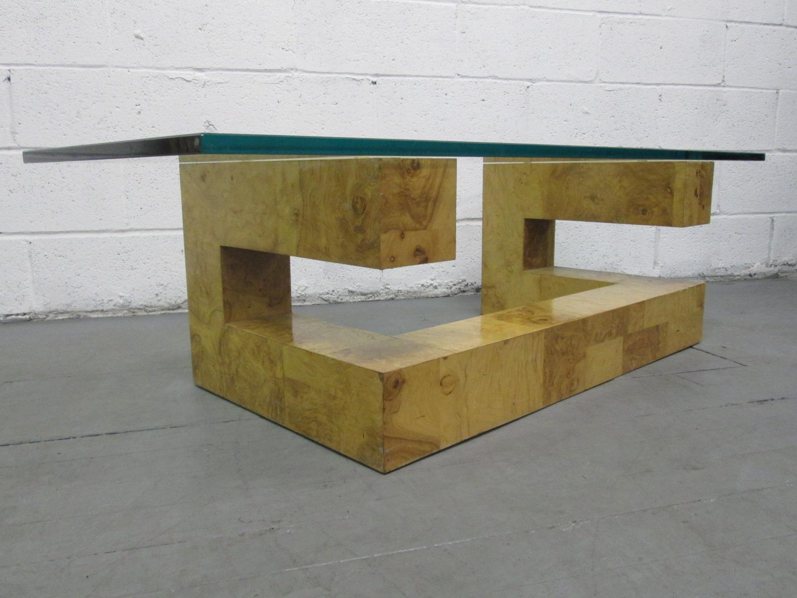 Milieu du XXe siècle Table basse en bois de ronce Paul Evans en vente