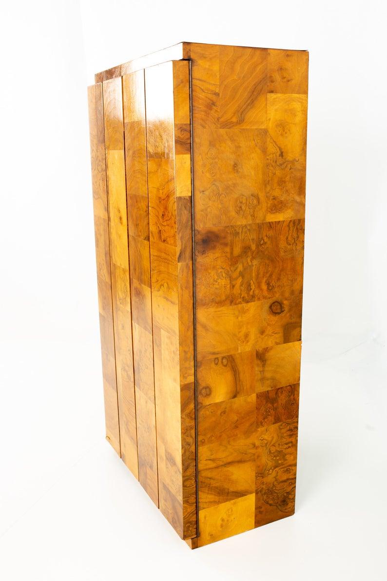 Americano Paul Evans Cityscape, vetrinetta galleggiante in legno di radica del Medioevo in vendita