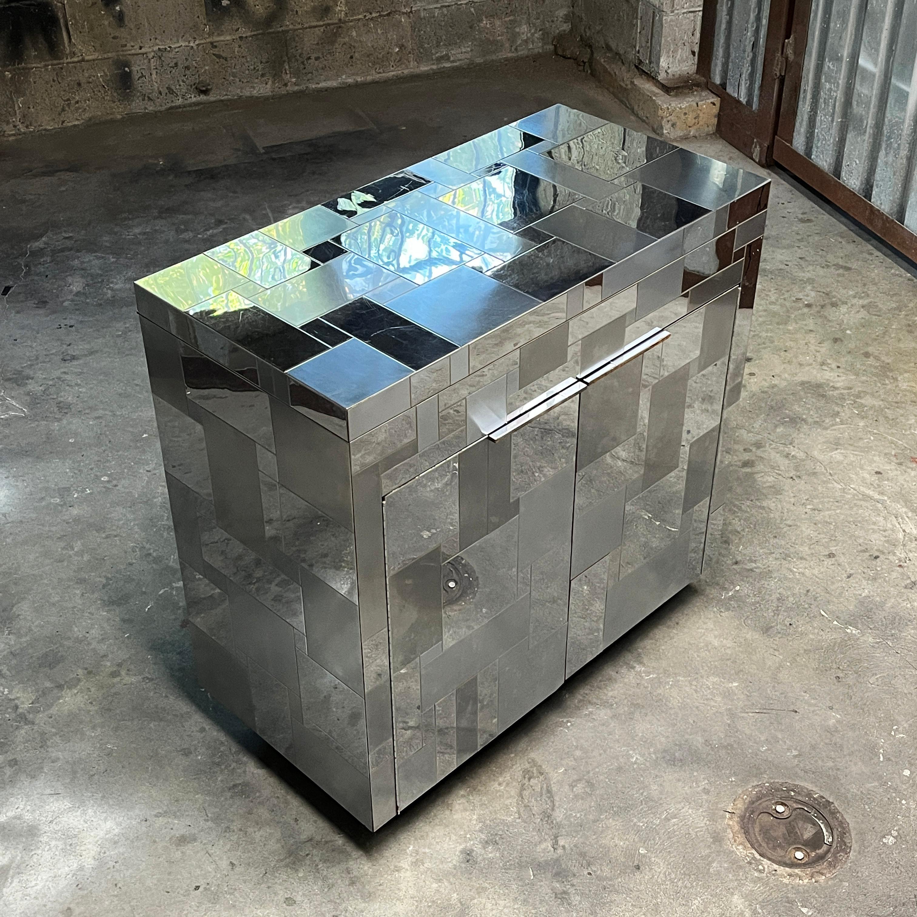 Paul Evans Cityscape PE200 Series Chrome Rolling Bar Cabinet 1970 en vente 1