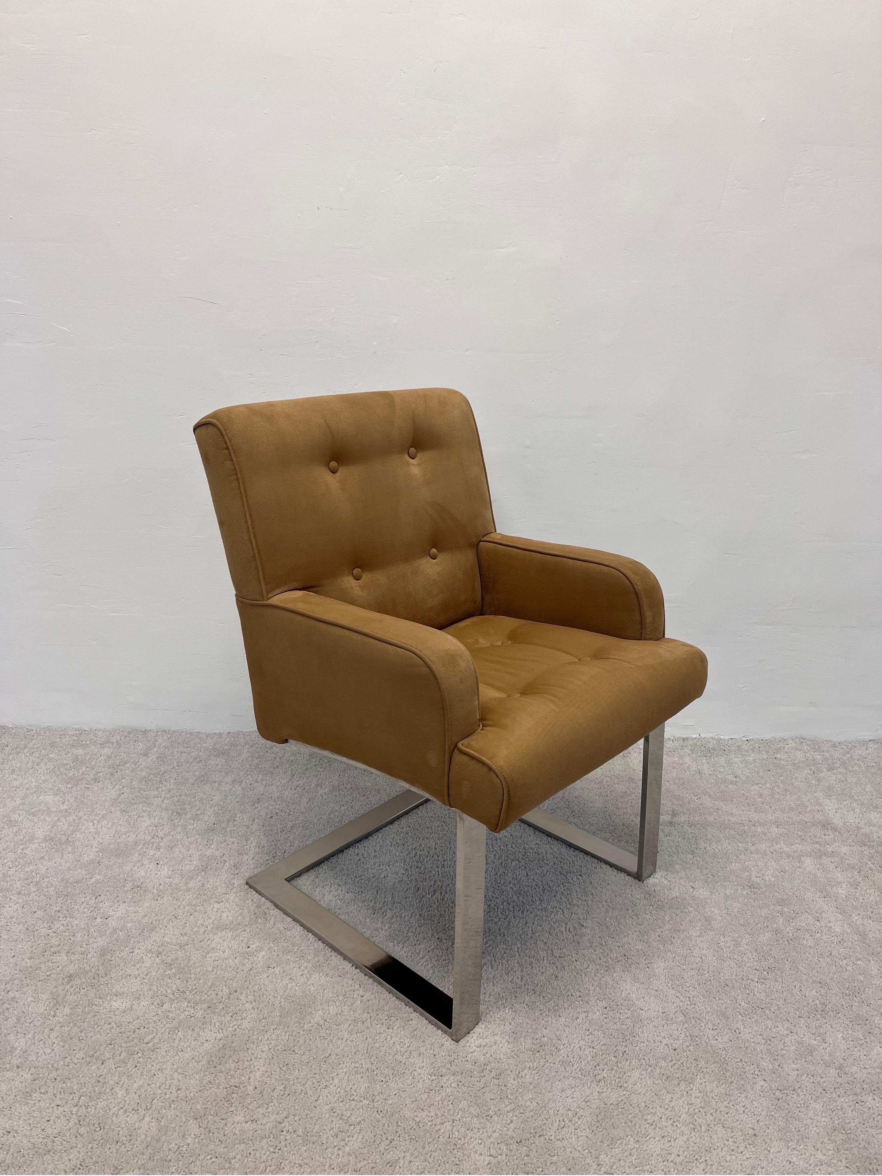 Mid-Century Modern Fauteuil en porte-à-faux chromé 77 de la collection Paul Evans pour Directional en vente