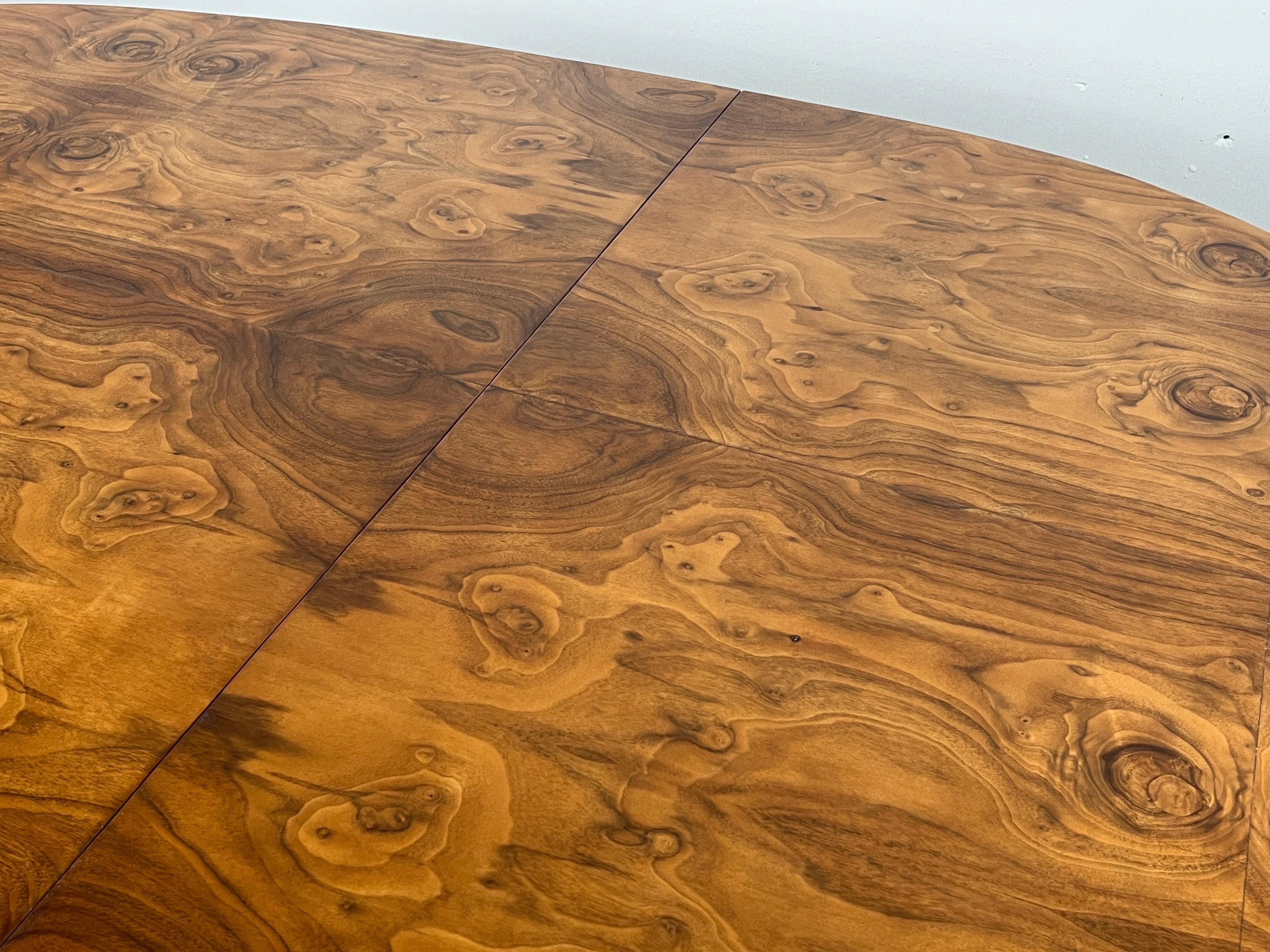 Paul Evans Dining Table in Burl and Brass For Sale 5