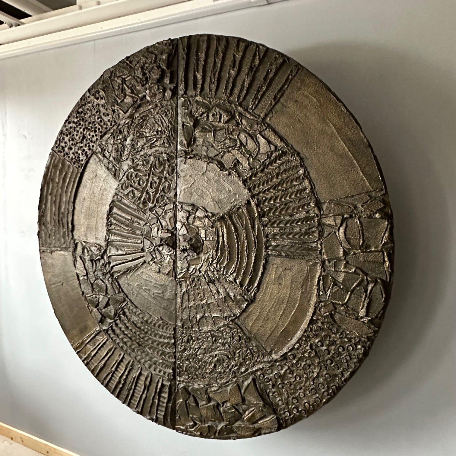 Paul Evans, Mid-Century Modern, Disc Bar, Sculpted Bronze, Wall Mounted, 1974 In Good Condition For Sale In Stamford, CT