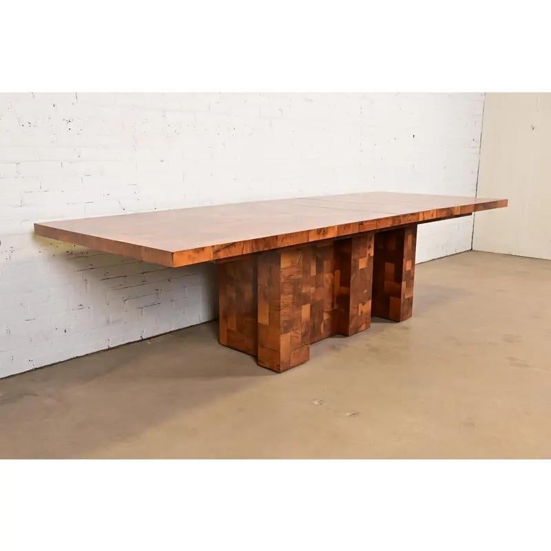Paul Evans for Directional Cityscape Pedestal Extension Dining Table, 1970 Bon état - En vente à South Bend, IN