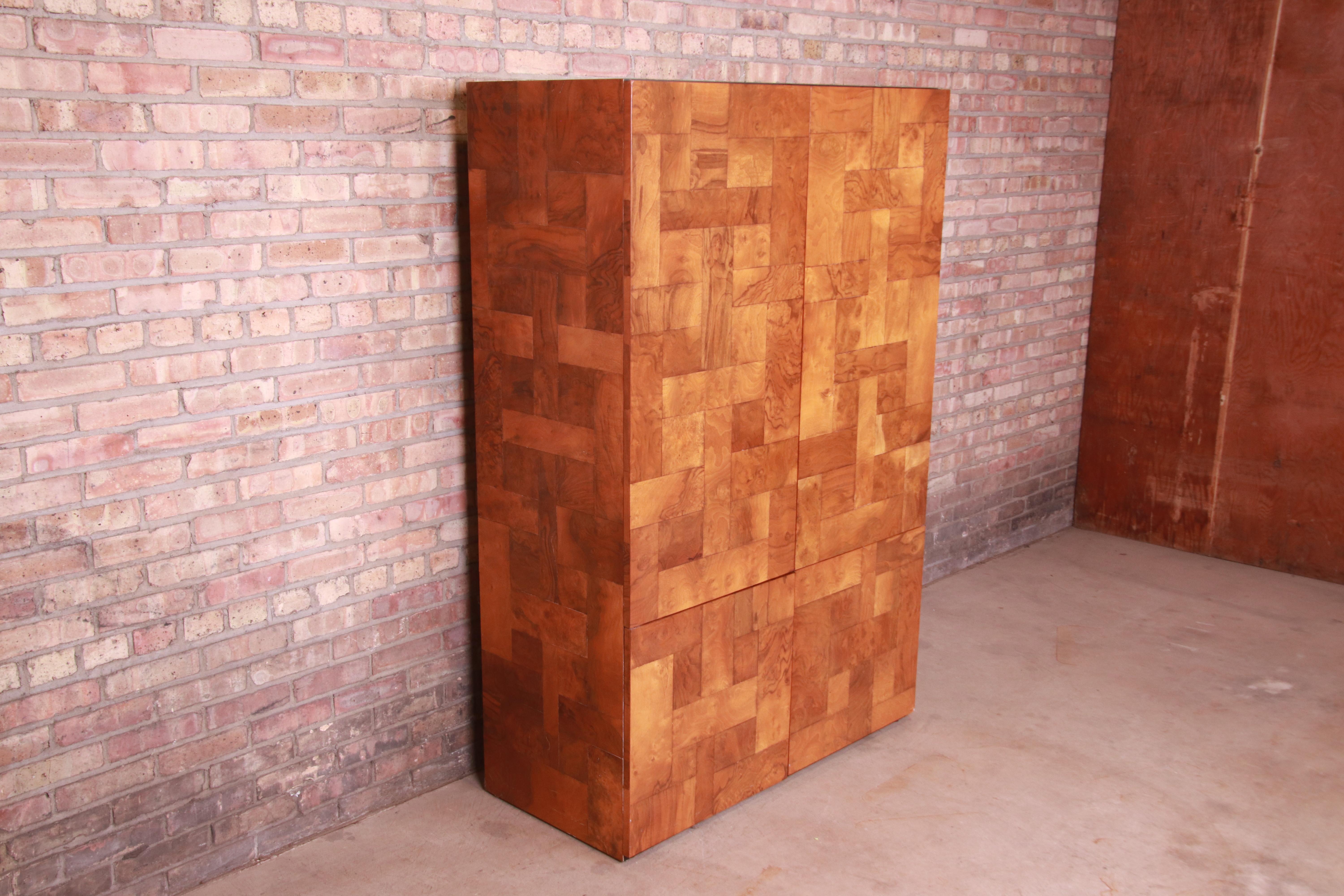 American Paul Evans for Directional Patchwork Burl Wood Bar Cabinet, 1970s
