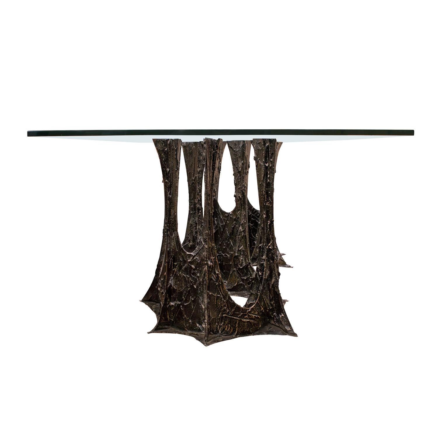 Icónica mesa de comedor de bronce esculpido de Paul Evans 1970 (Firmada y fechada) Brutalista en venta