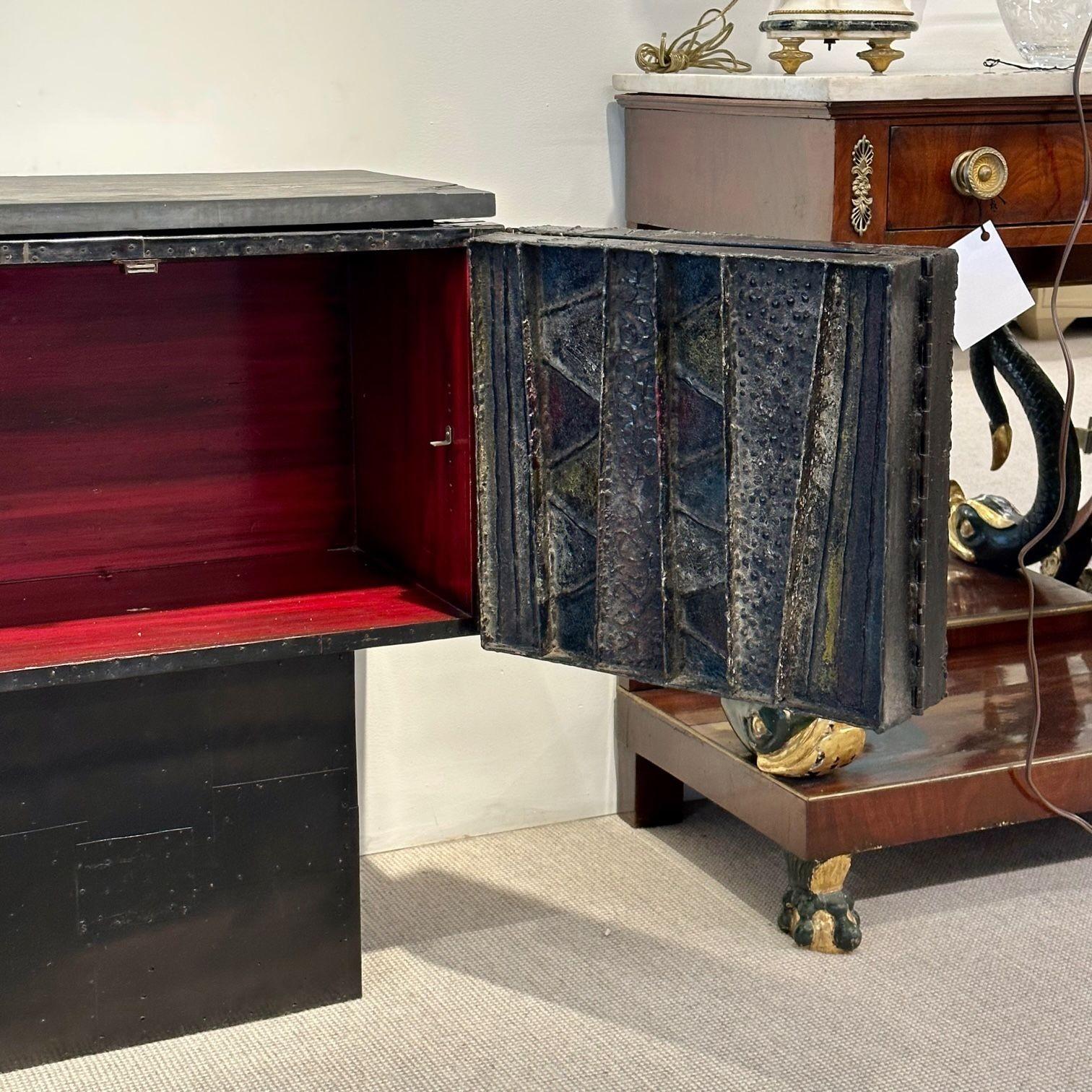 Paul Evans, Brutalist, Mid-Century Modern Deep Relief Credenza, Sideboard, 1967 For Sale 8