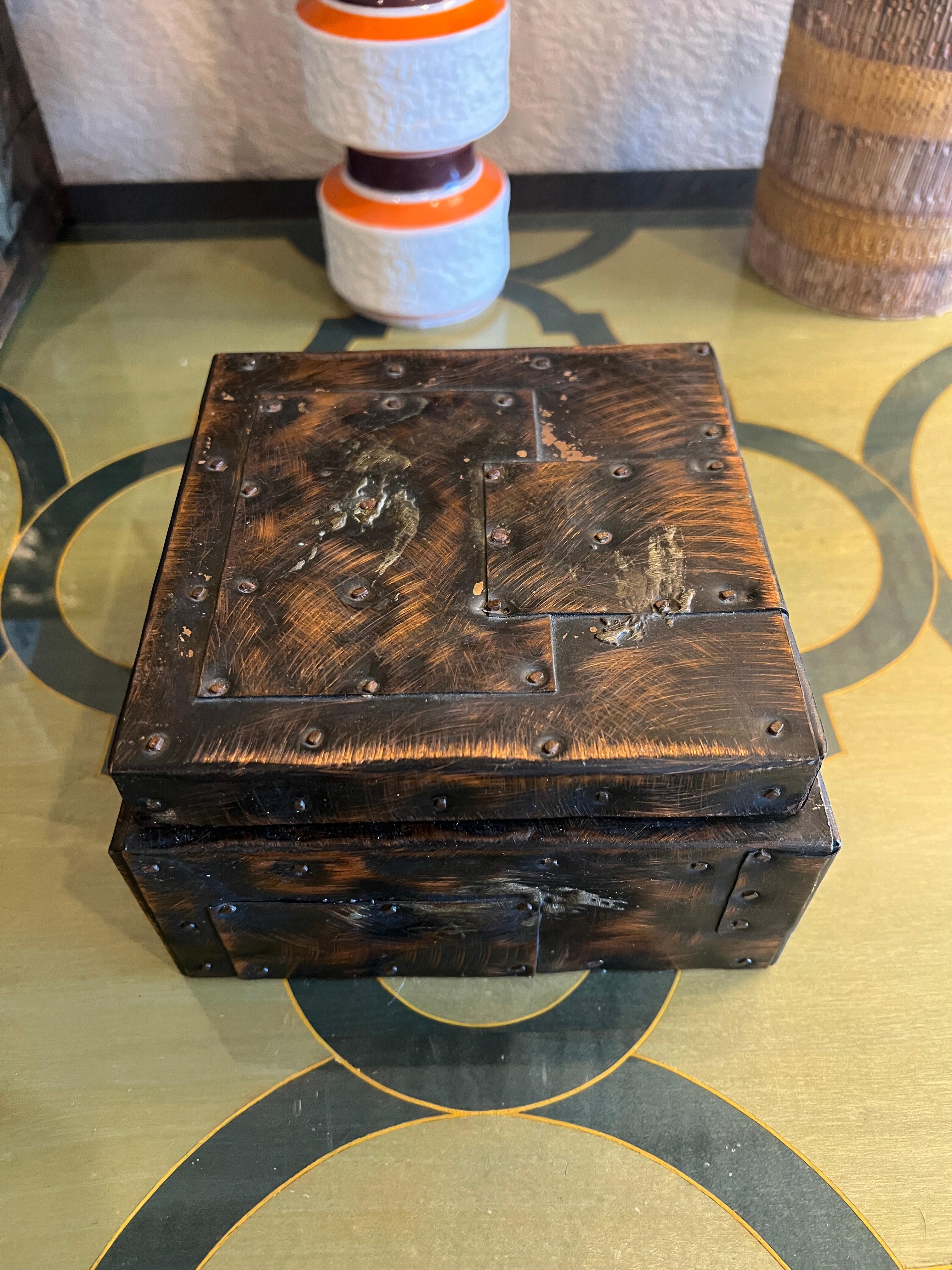Paul Evans Patchwork Copper Large and Small Humidors w Cigar Ashtray, c 1970s For Sale 6
