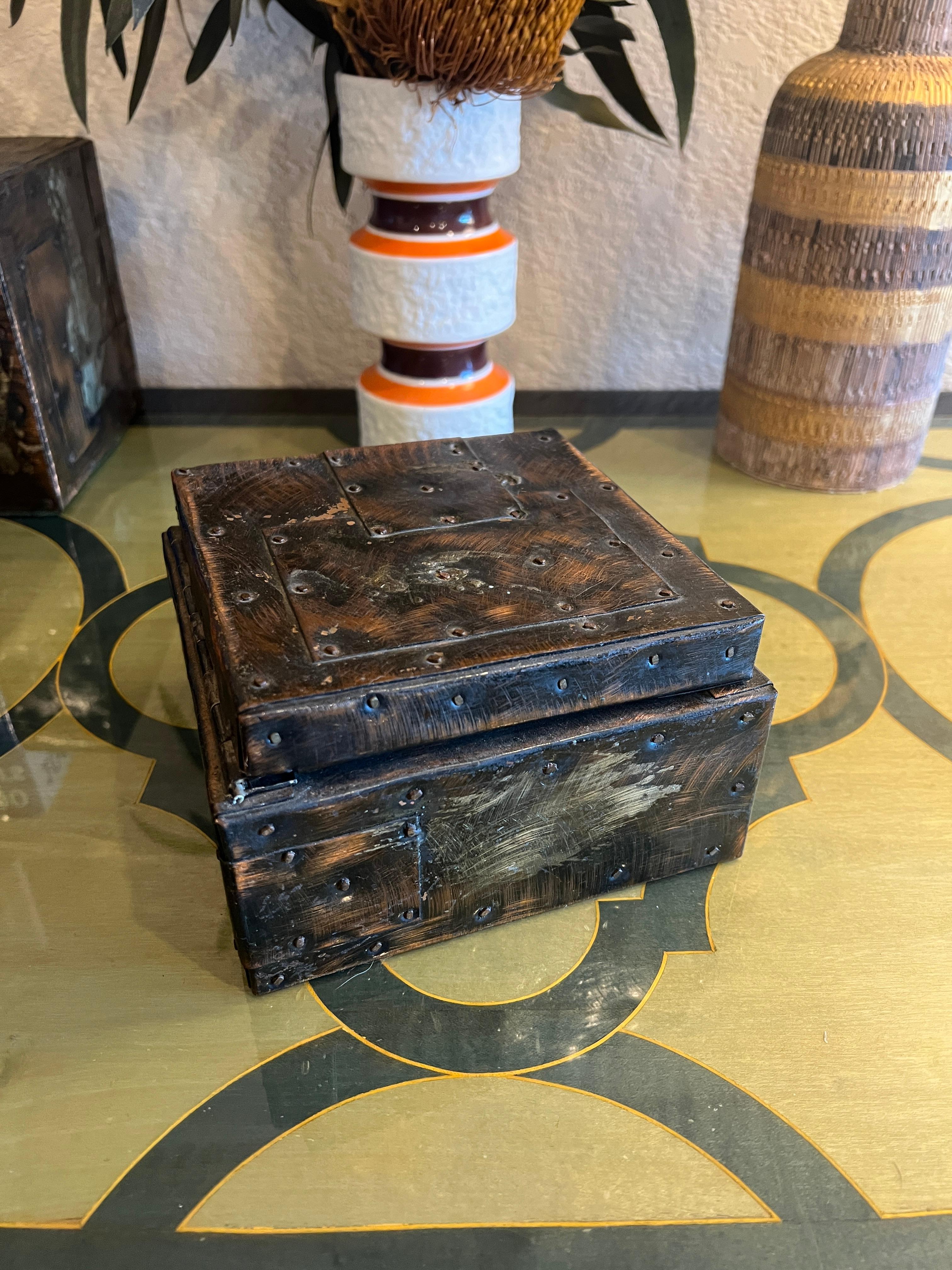Paul Evans Patchwork Copper Large and Small Humidors w Cigar Ashtray, c 1970s For Sale 10