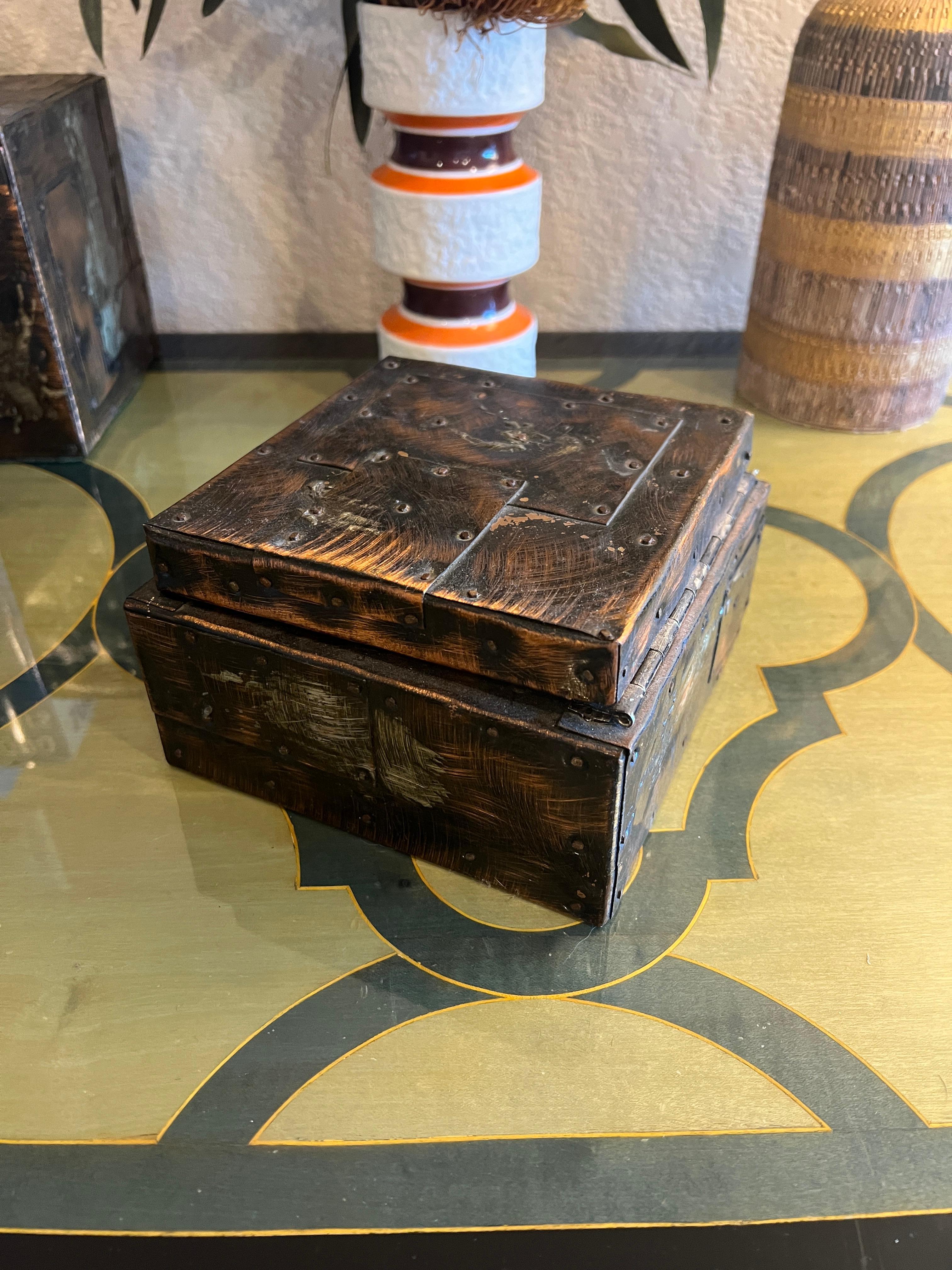 Paul Evans Patchwork Copper Large and Small Humidors w Cigar Ashtray, c 1970s For Sale 12