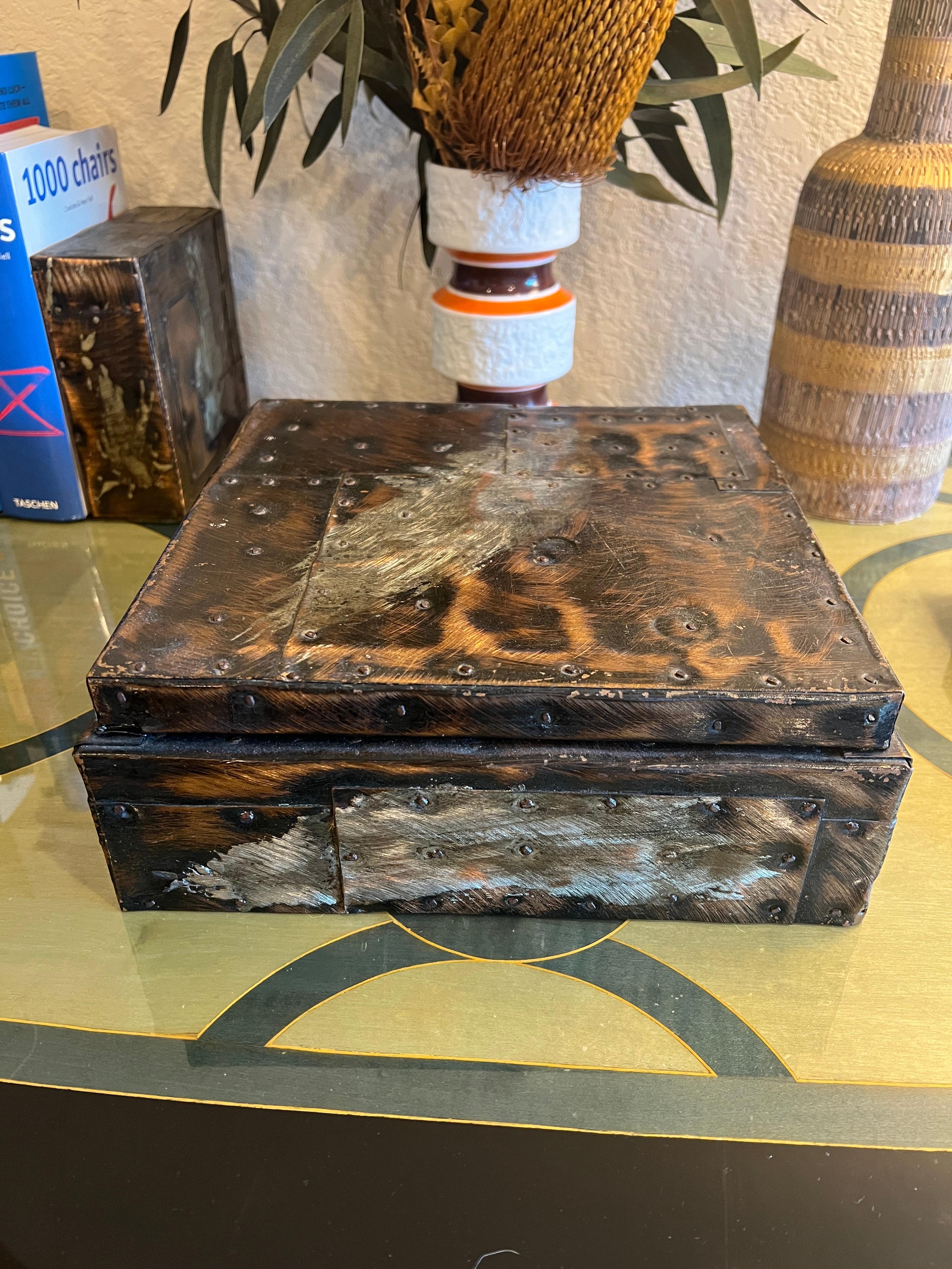 Brushed Paul Evans Patchwork Copper Large and Small Humidors w Cigar Ashtray, c 1970s For Sale