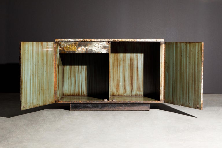 Paul Evans Patchwork Copper Sideboard Cabinet w Slate Top for Directional, 1967 In Good Condition In Los Angeles, CA