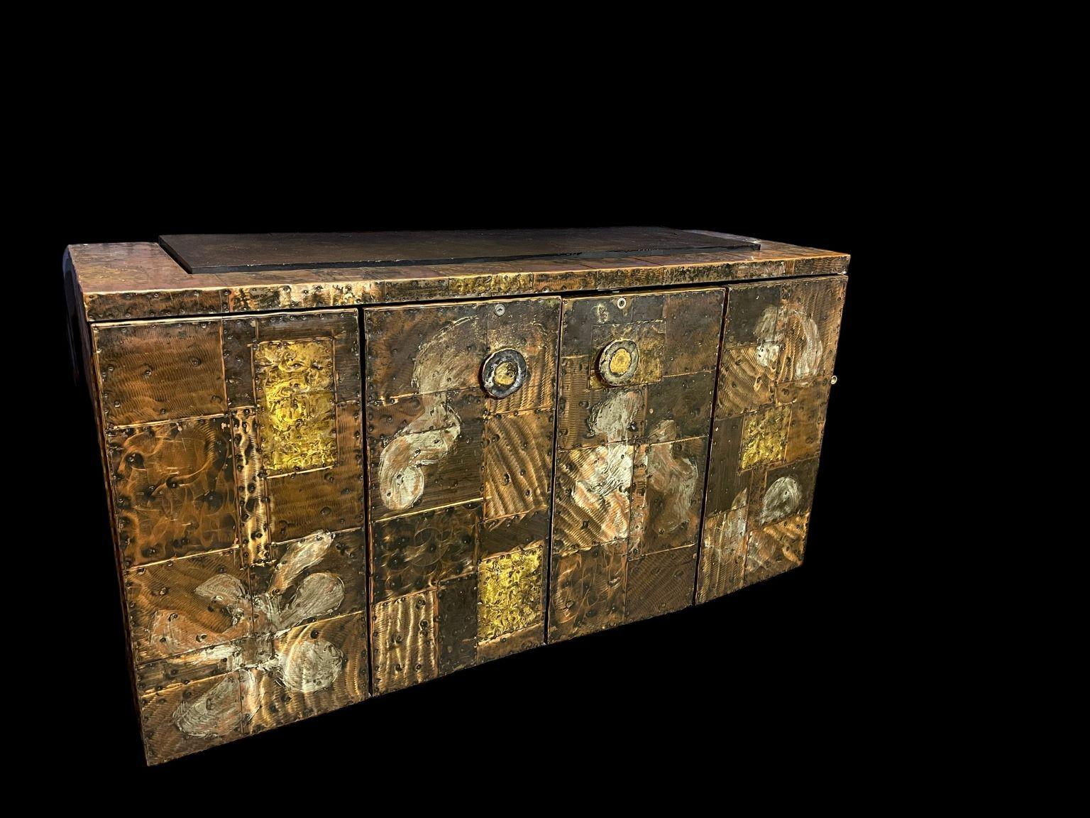Paul Evans Patchwork Copper Sideboard/Console Cabinet  for Directional, C1970 For Sale 1
