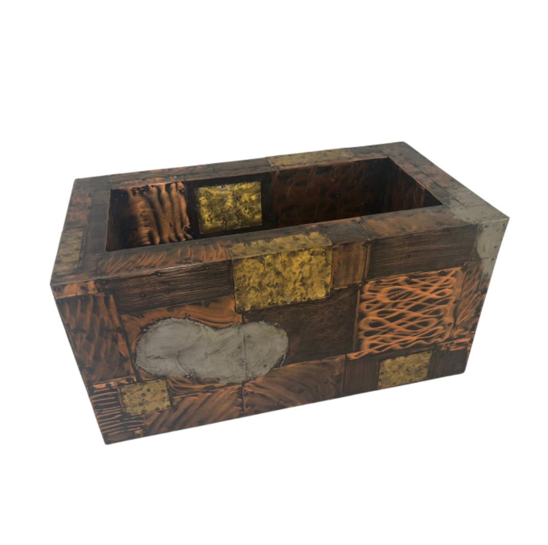 Brutalisme Base de table basse rectangulaire en métal patchwork Paul Evans en vente