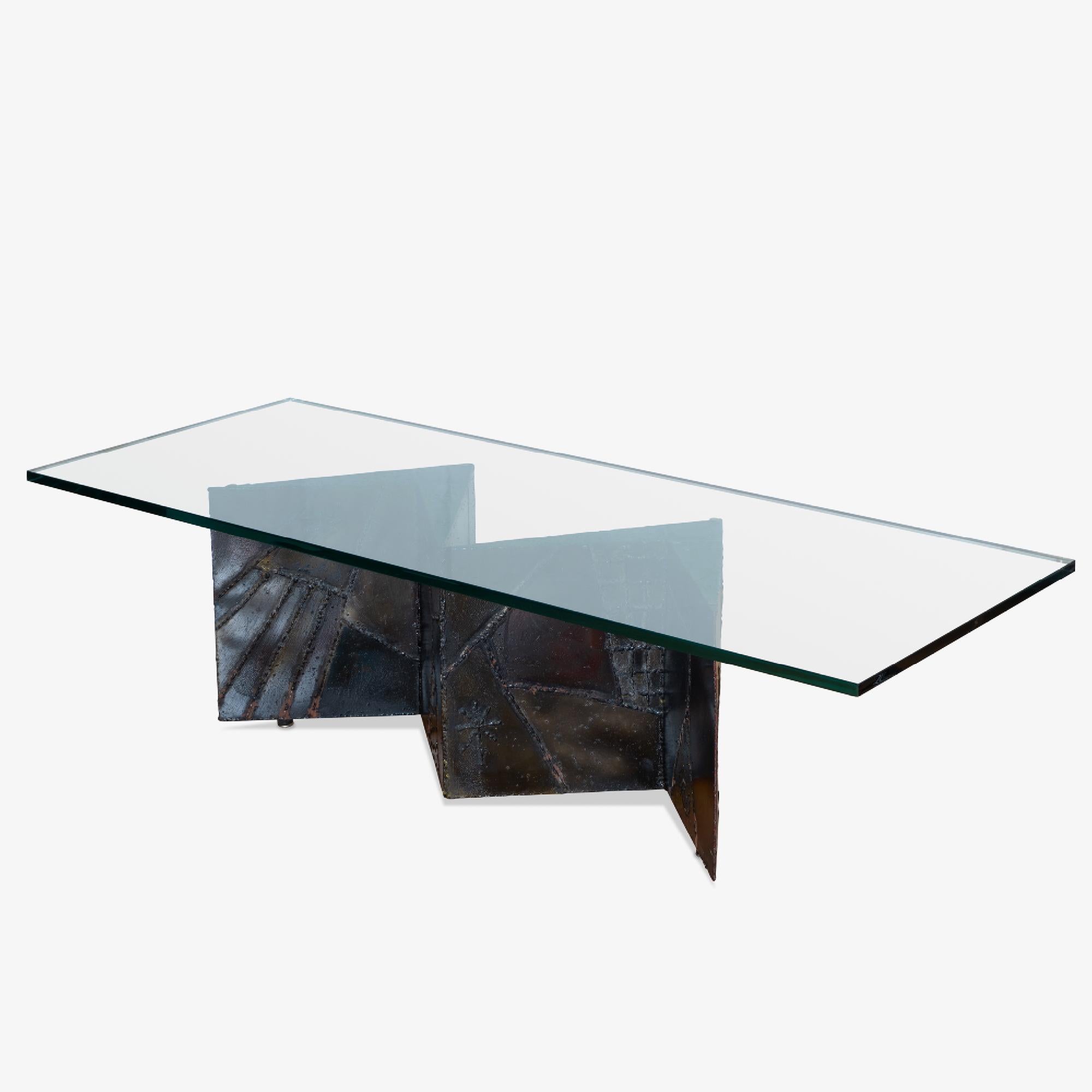 Mid-Century moderno Paul Evans PE-11 Tavolo da cocktail in metallo scolpito per Directional Furniture in vendita