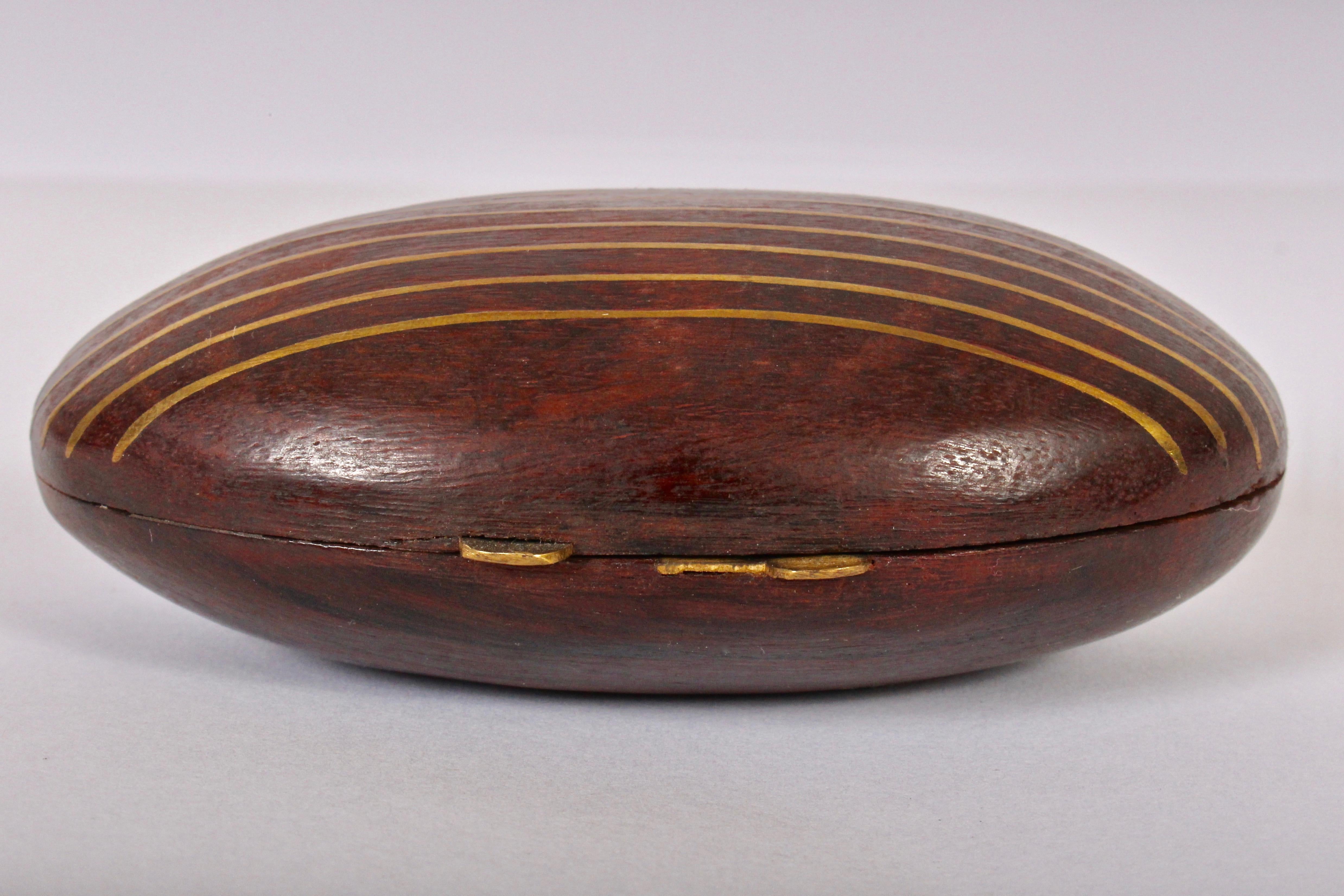 American Craftsman Paul Evans, Phillip Lloyd Powell Style Petite Rosewood Box with Brass Inlay For Sale