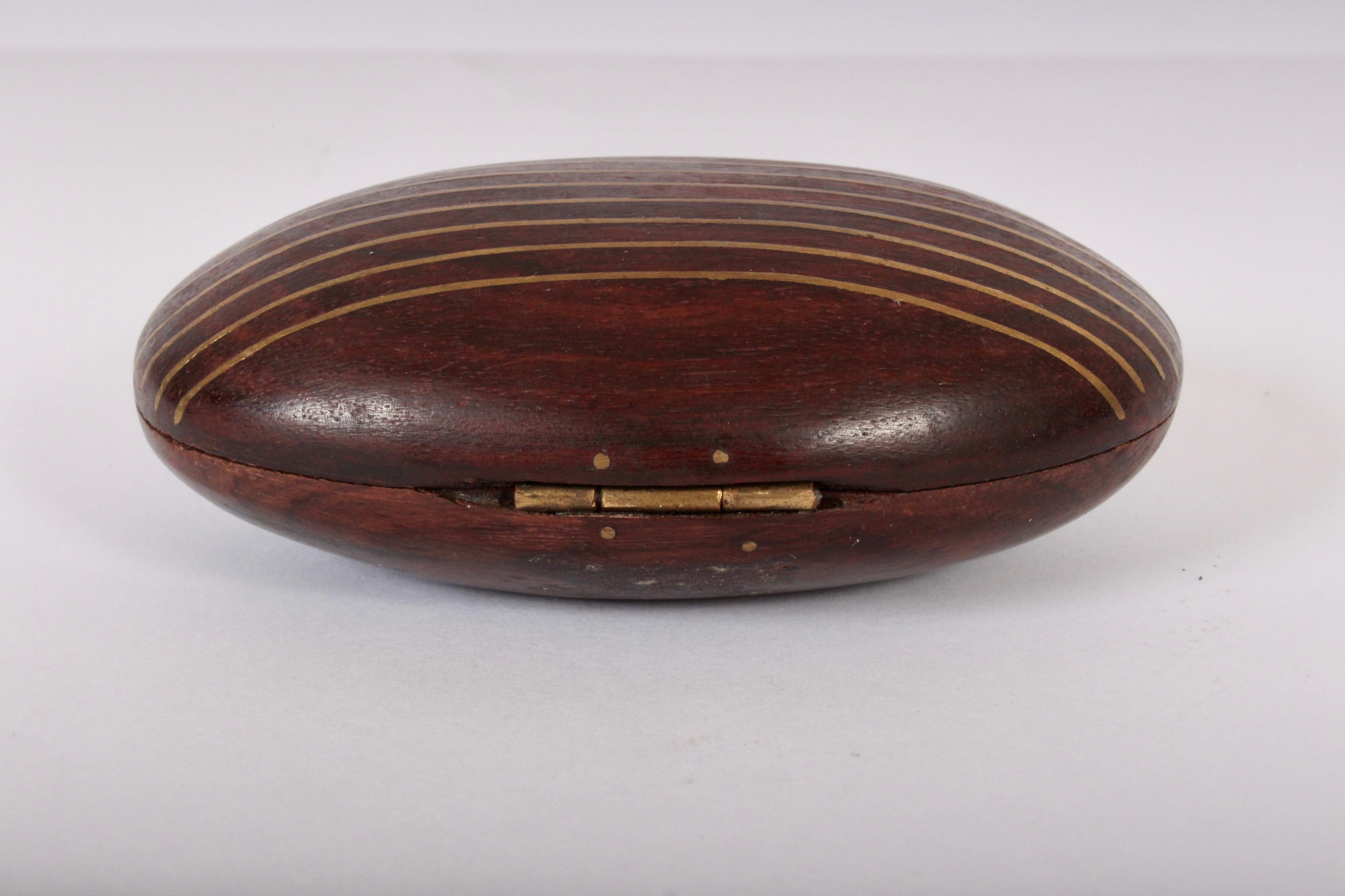 American Paul Evans, Phillip Lloyd Powell Style Petite Rosewood Box with Brass Inlay For Sale