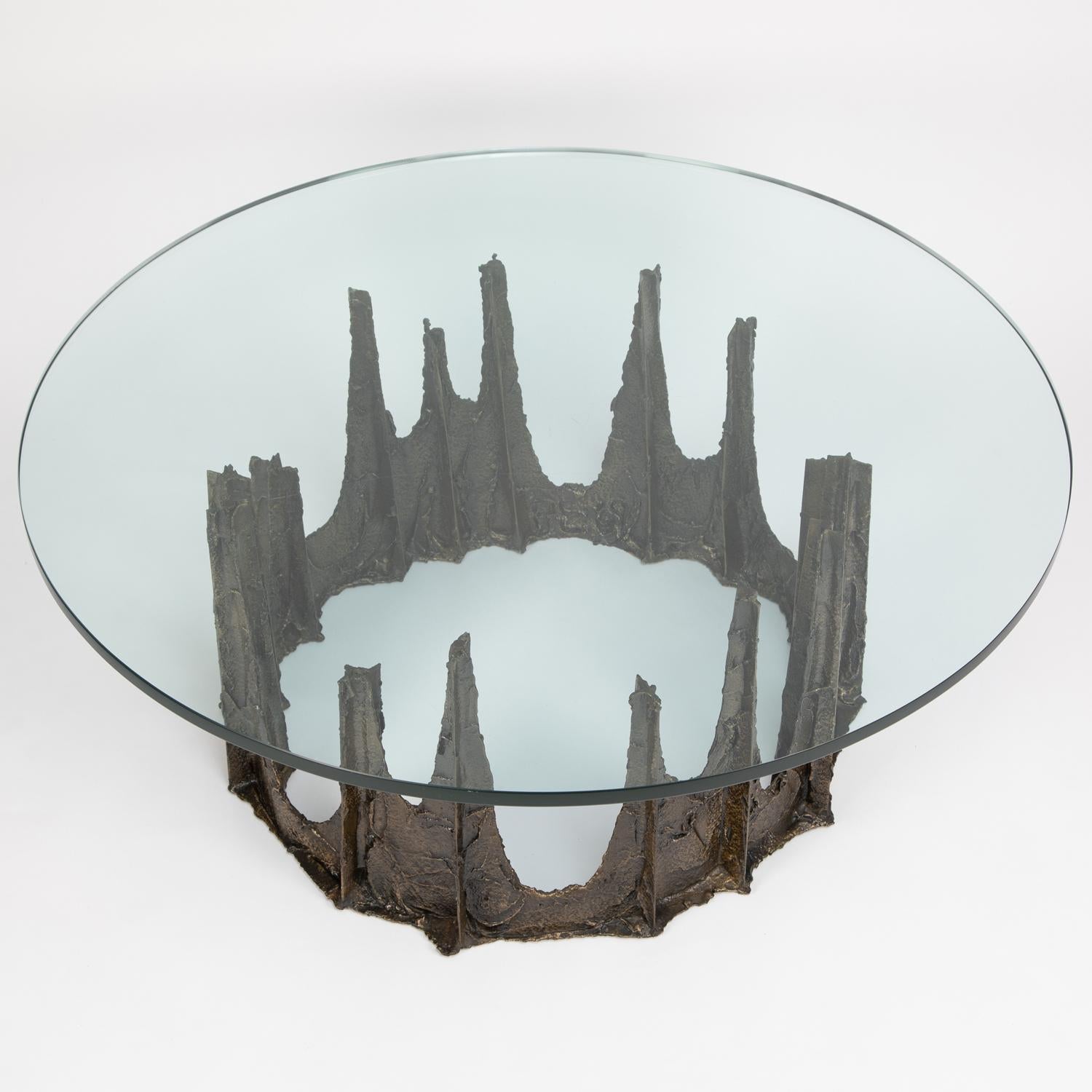 Round stalagmite coffee table in sculpted bronze by Paul Evans for Directional Furniture, American 1969 (signed 