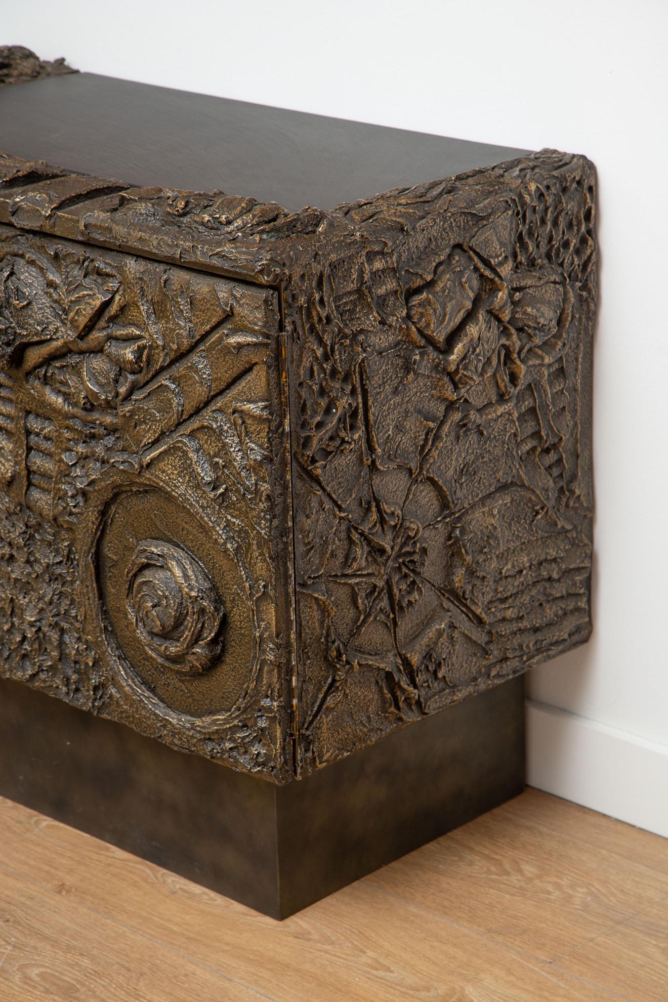 Paul Evans Brutalistisches Sideboard aus Bronze, USA, 1969 (amerikanisch) im Angebot