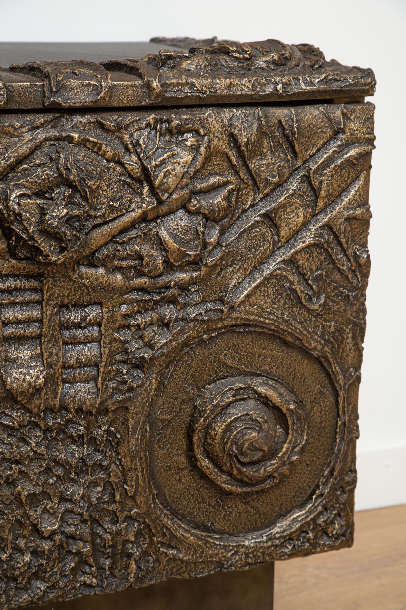 Paul Evans Brutalistisches Sideboard aus Bronze, USA, 1969 (Mitte des 20. Jahrhunderts) im Angebot