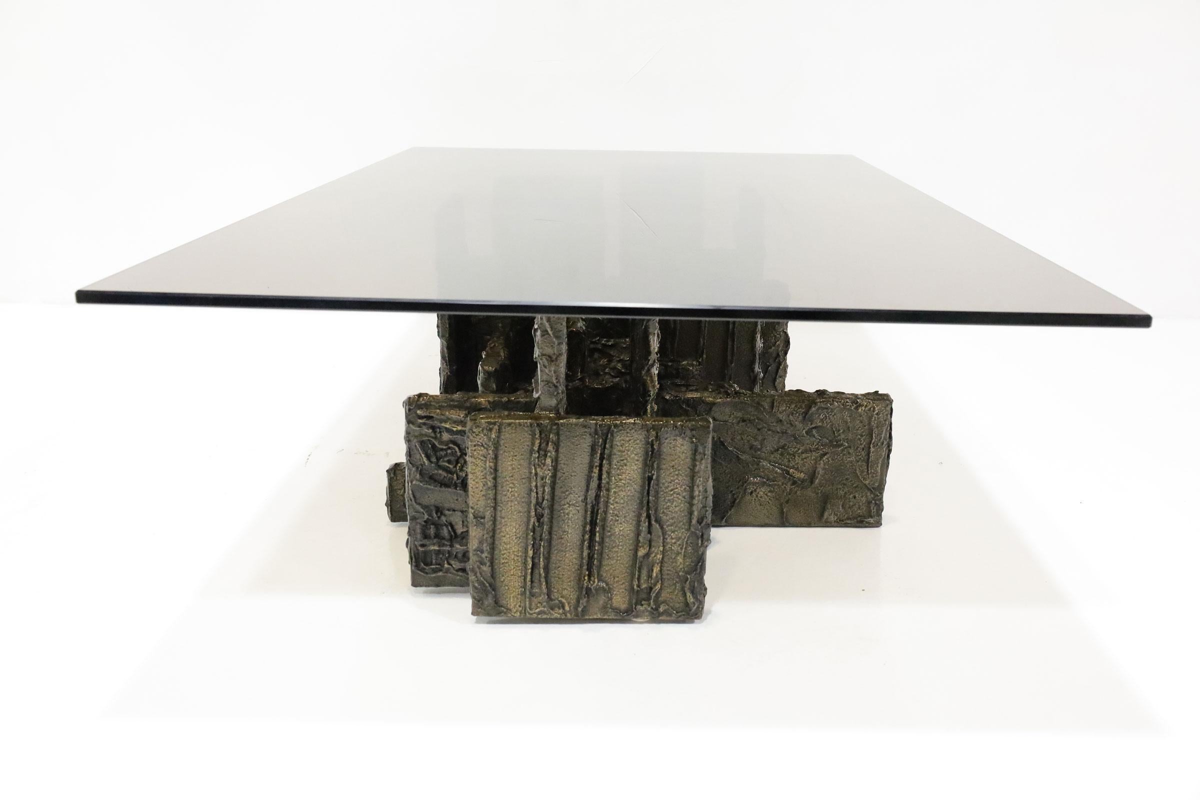 20ième siècle Table basse/table basse en bronze sculpté Paul Evans, signée 1969 en vente