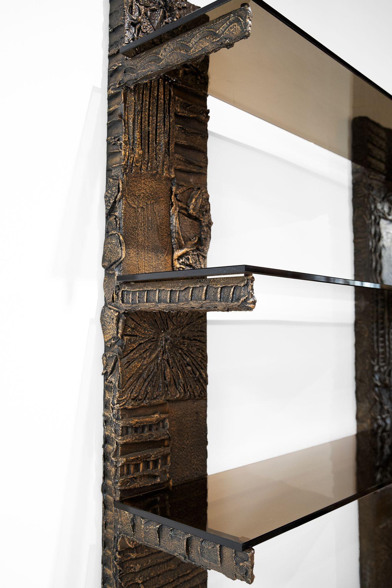 Paul Evans Sculpted Bronze Wall-Mounted Shelving Unit, First Year of Production In Good Condition In Dallas, TX