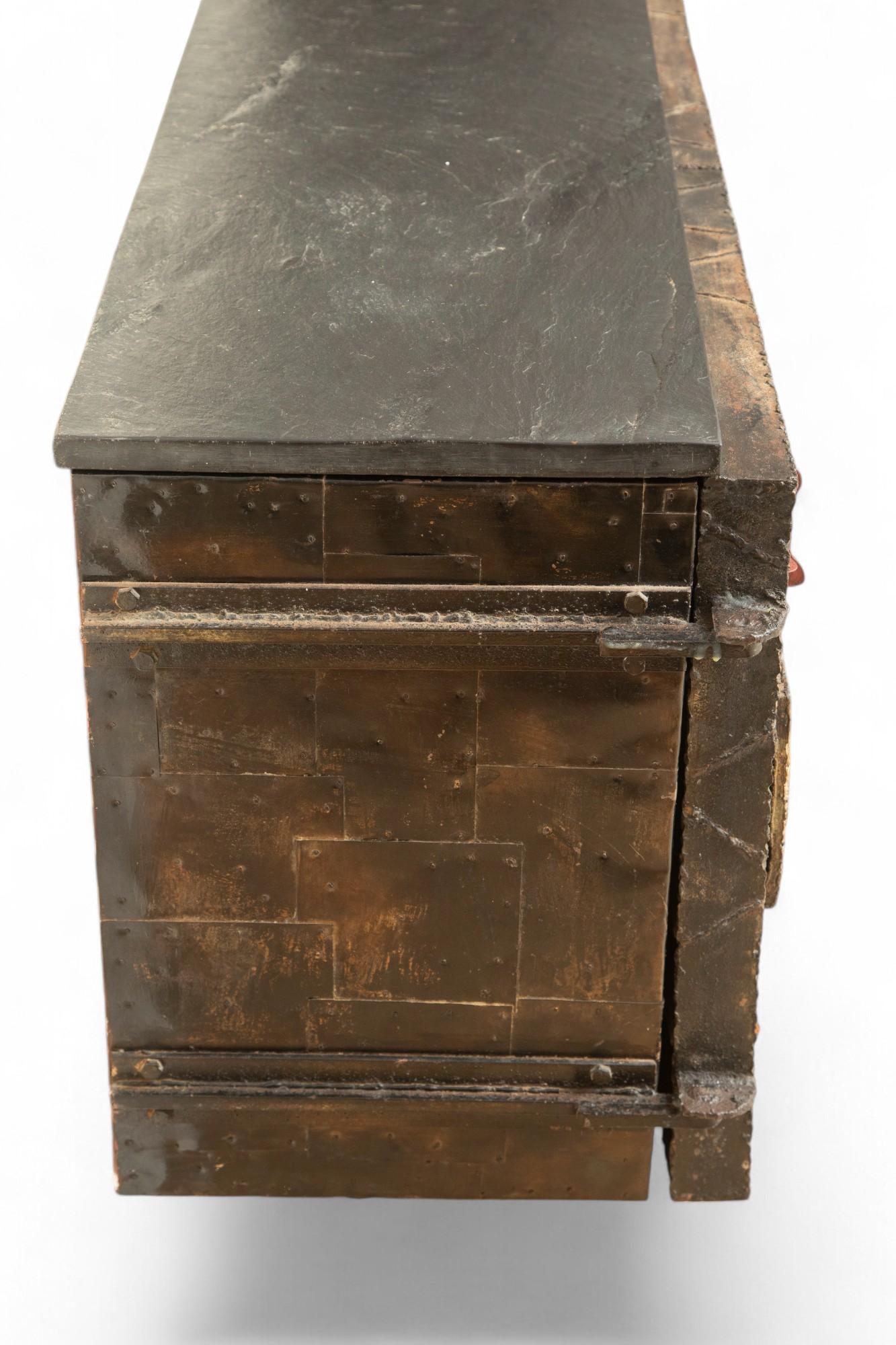 Paul Evans Sculpture Front Cabinet USA, 1969 1