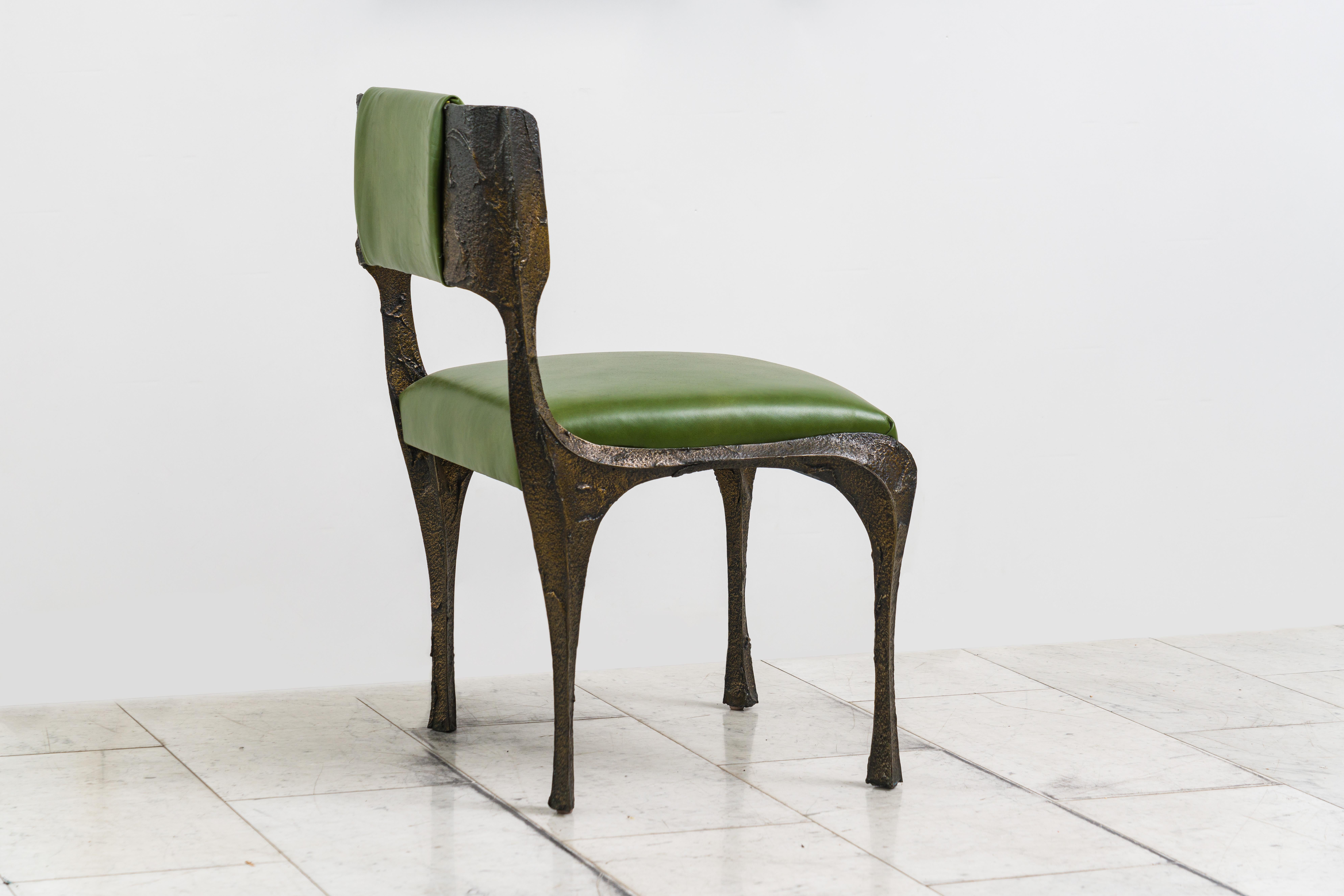 Paul Evans, Set of Four Sculpted Bronze Chairs, USA In Excellent Condition In New York, NY