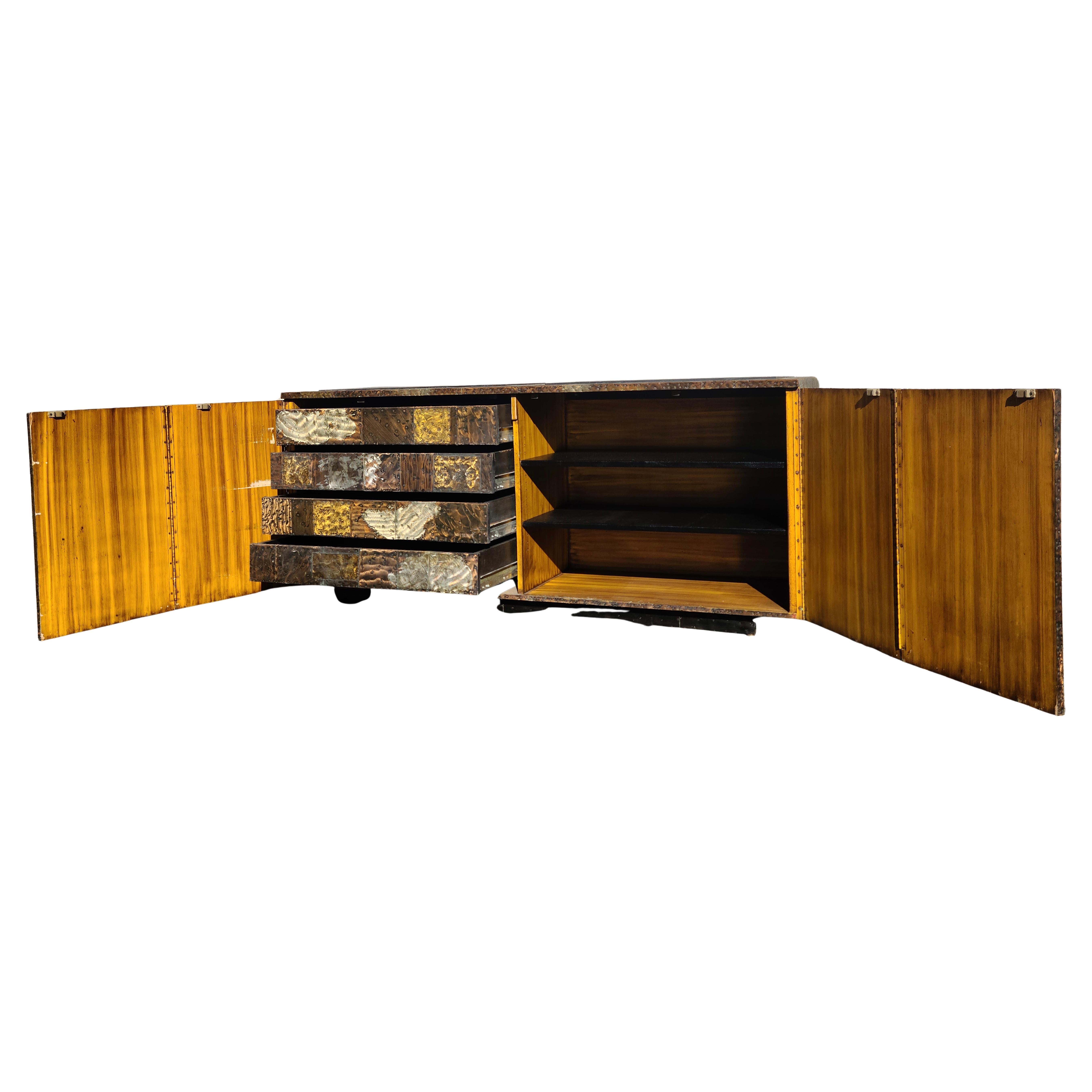 Paul Evans Studio Patchwork Credenza In Good Condition For Sale In Fraser, MI