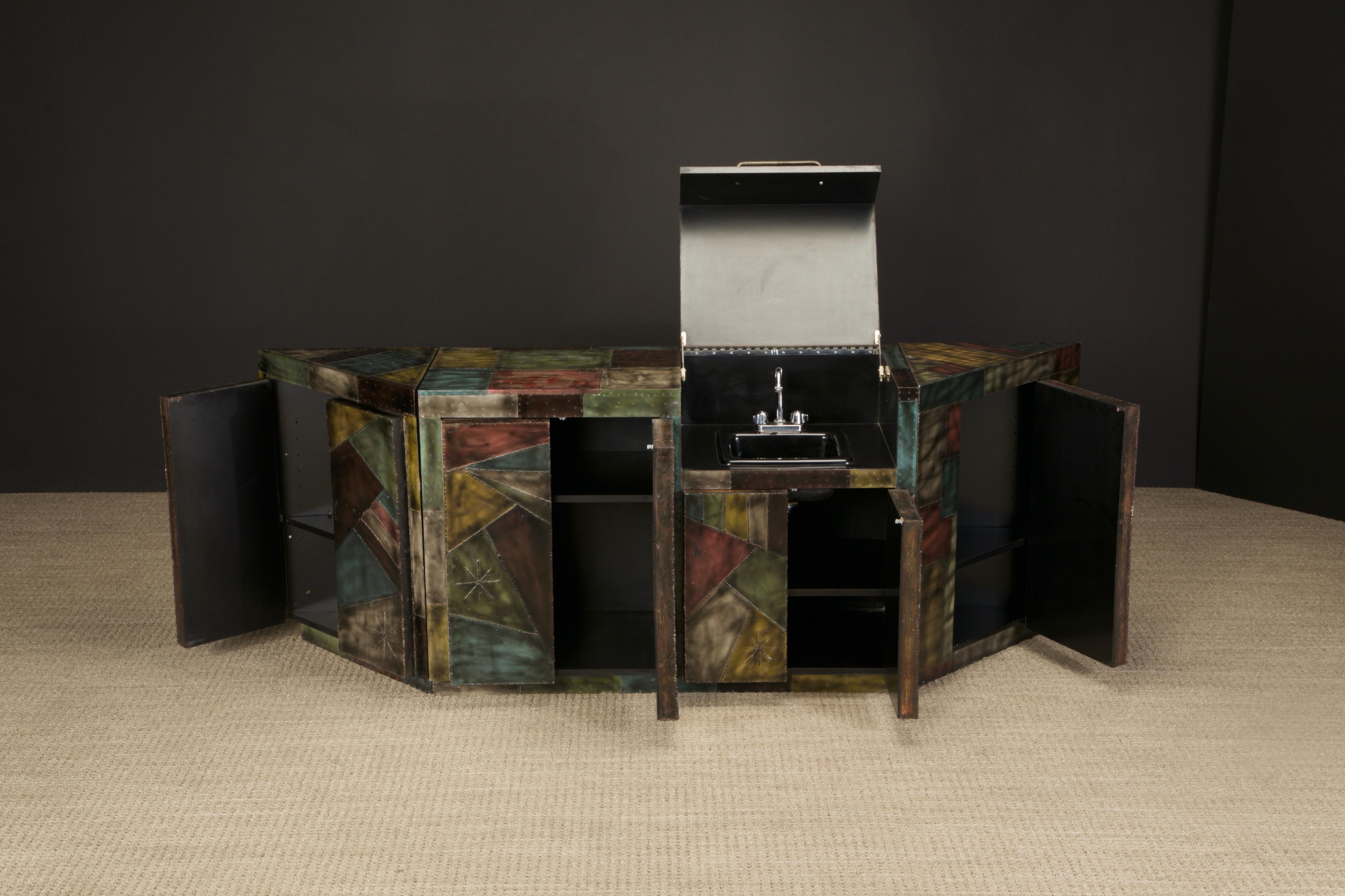 Paul Evans Studio Wet Bar Cabinet with Hidden Sink, c 1970, Authenticated In Good Condition In Los Angeles, CA