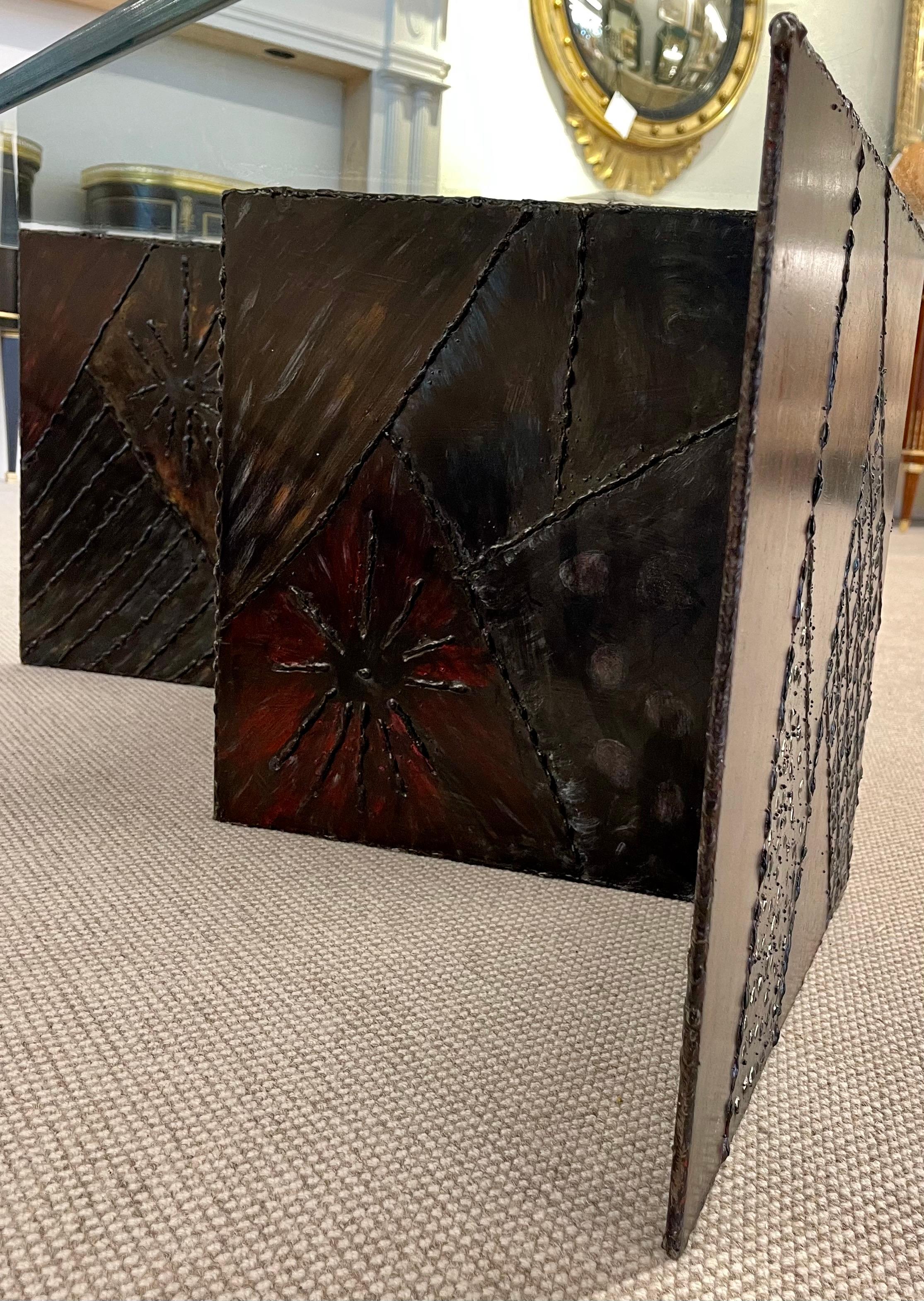 Table basse moderne du milieu du siècle dernier, style Paul Evans, métal patchwork, verre en vente 7