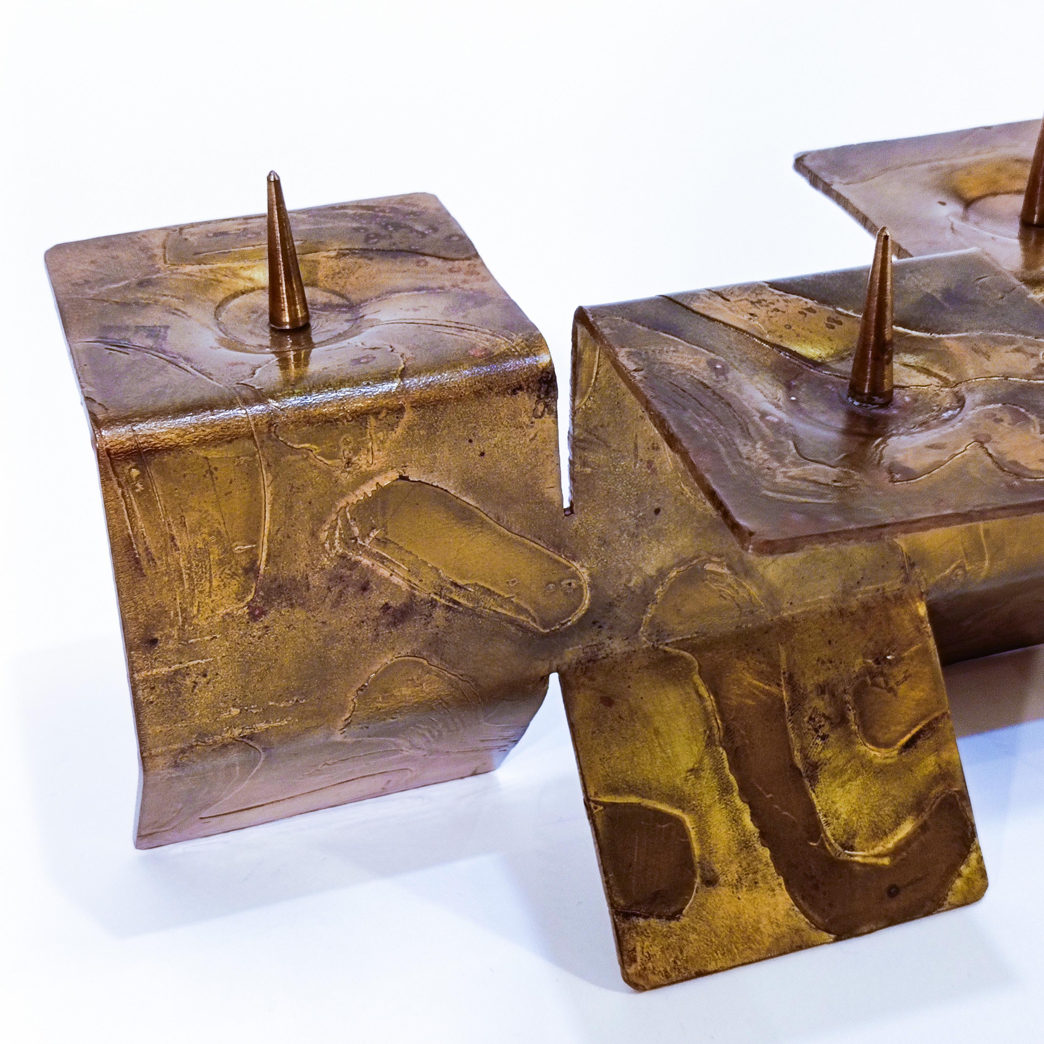Paul Evans style. Brutalist bronze candle holder, Italy, 1960s For Sale 3