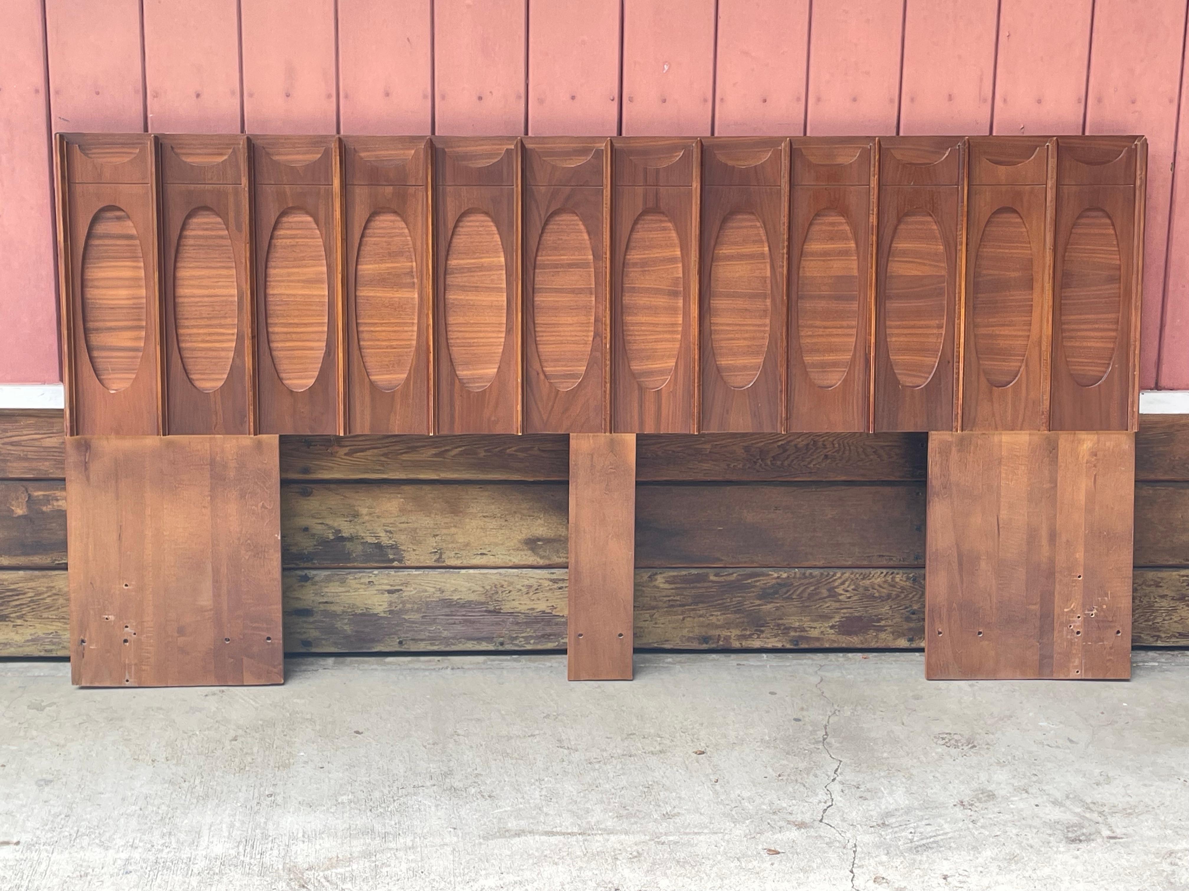 Mid-Century Modern Paul Evans Style Brutalist Headboard for Tobago, circa 1970s For Sale