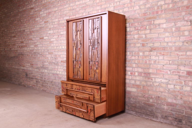 Paul Evans Style Lane Pueblo Brutalist Mid-Century Modern Oak Armoire Dresser For Sale 3