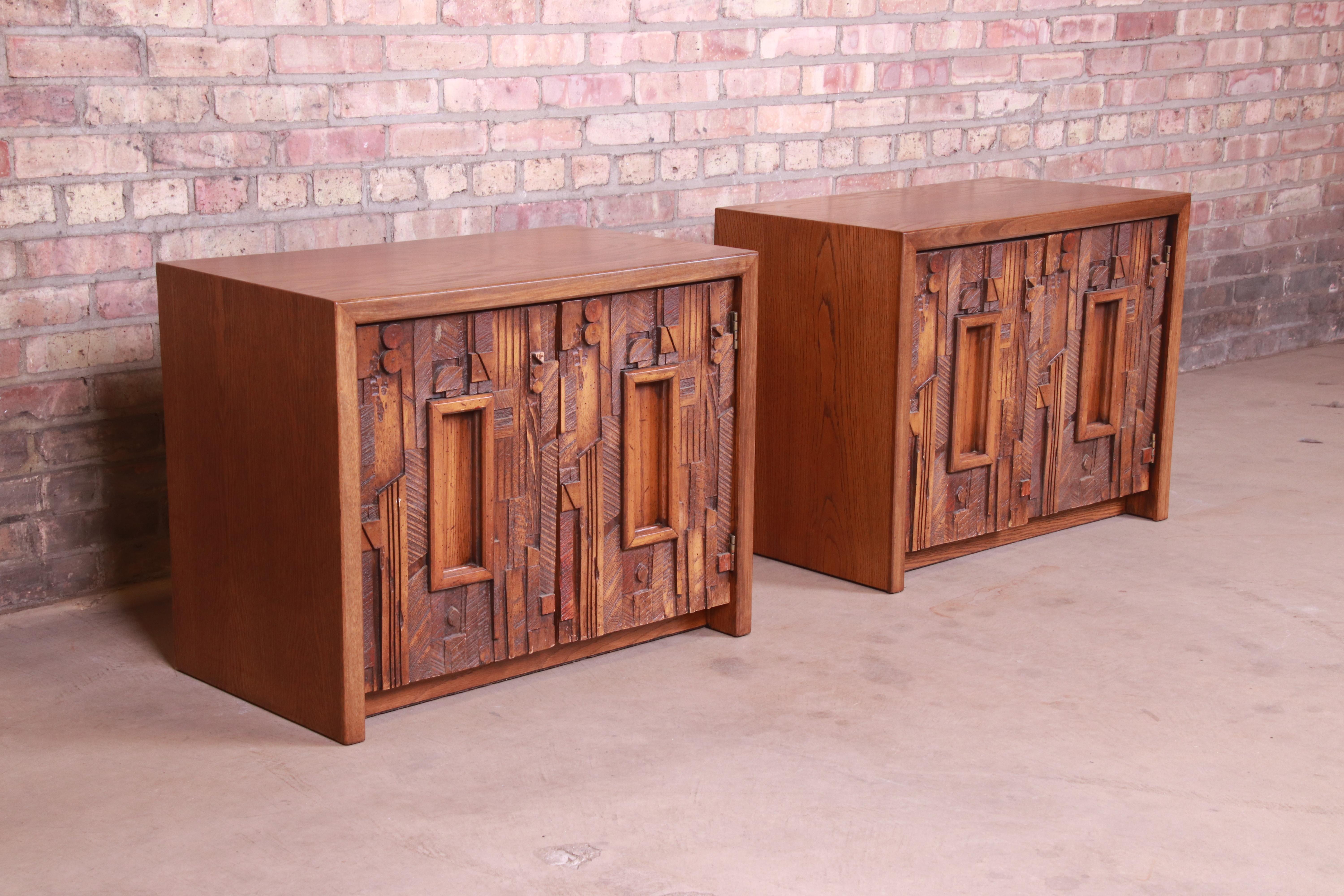 Lane Pueblo Brutalist Oak Nightstands, Newly Refinished In Good Condition In South Bend, IN