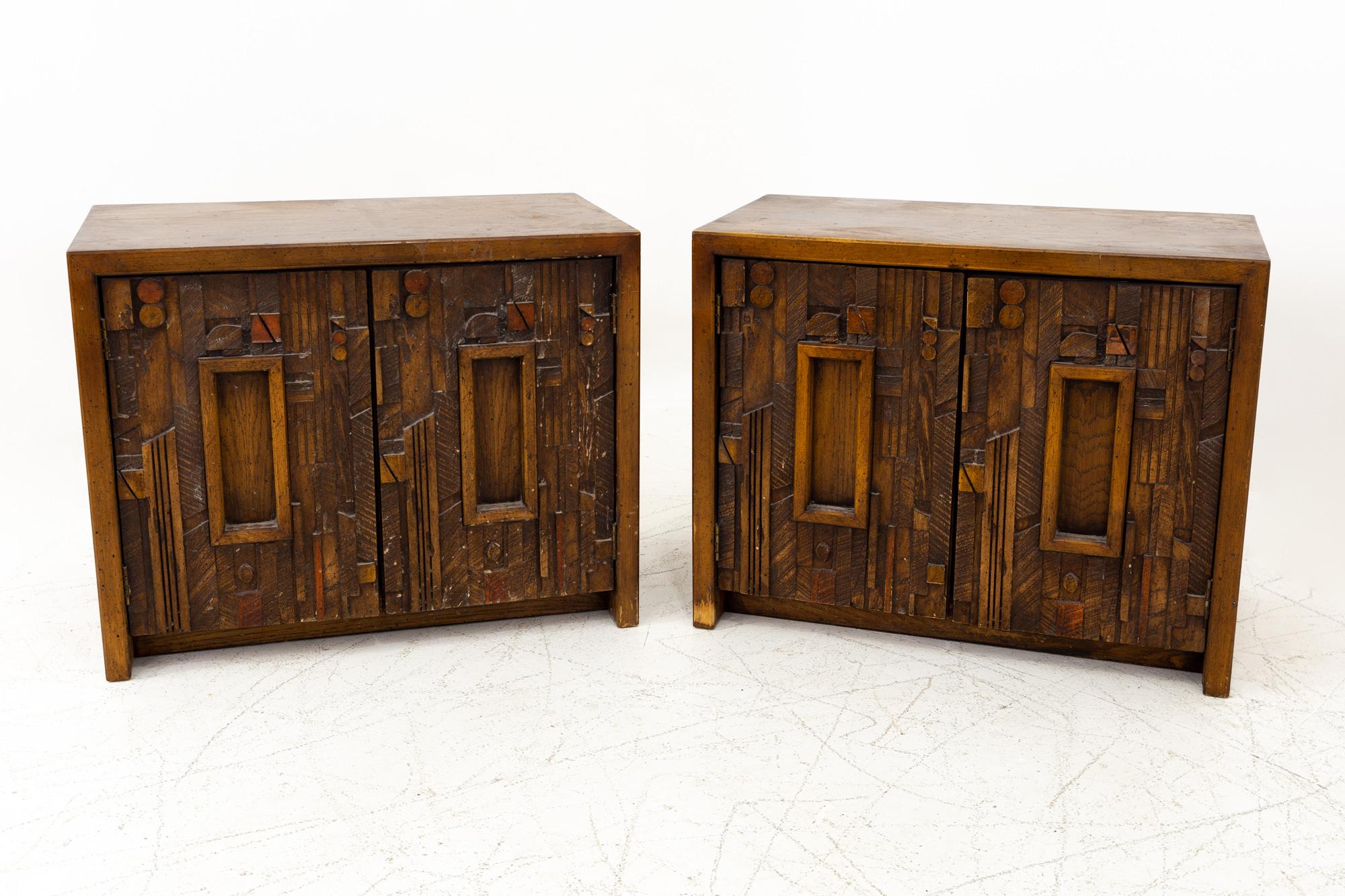 Paul Evans Style Lane Pueblo Mid Century Brutalist nightstands - Pair

These nightstands are 28 wide x 16 deep x 22 inches high

All pieces of furniture can be had in what we call restored vintage condition. That means the piece is restored upon