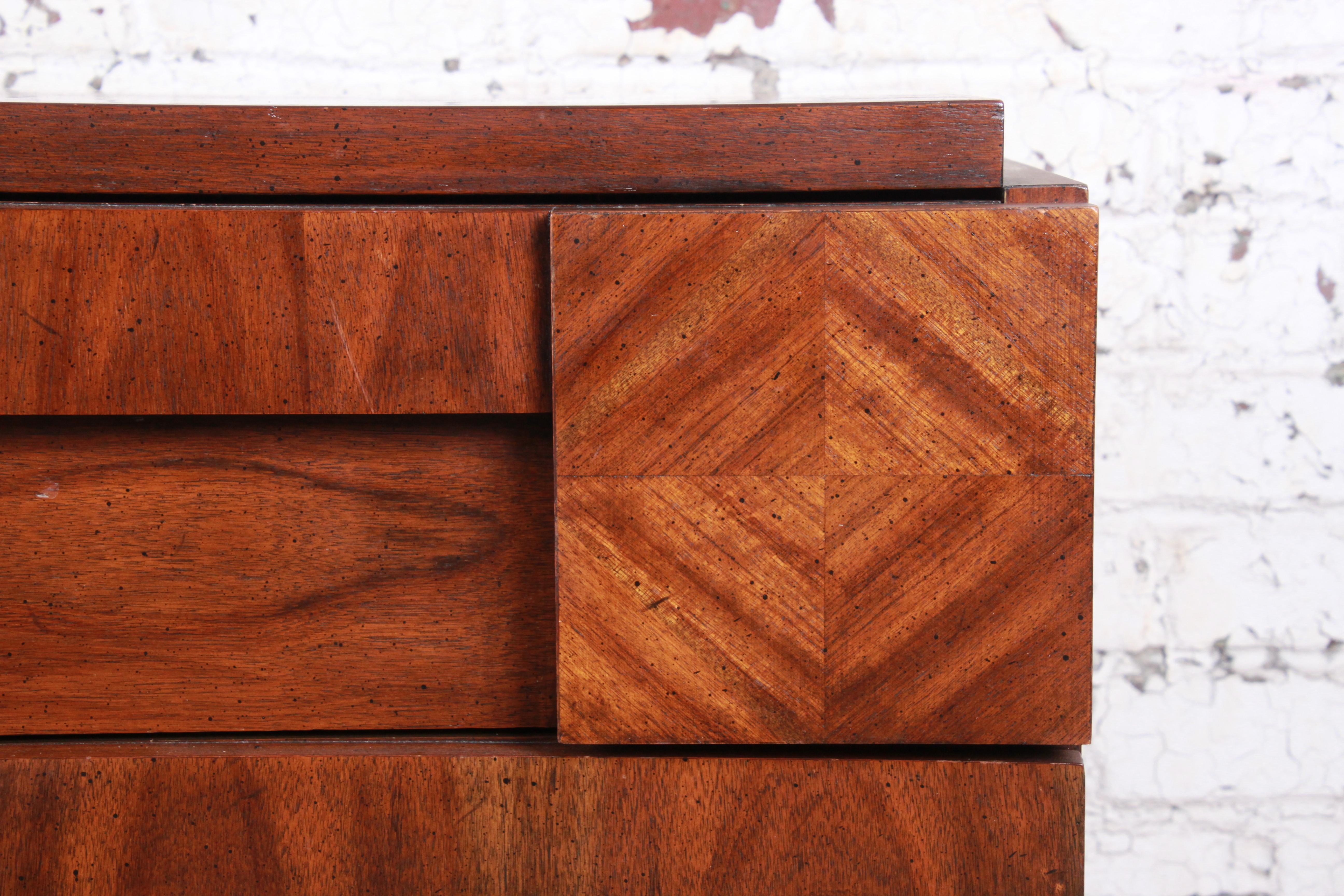 Paul Evans Style Mid-Century Modern Brutalist Walnut Dresser or Credenza by Lane 3