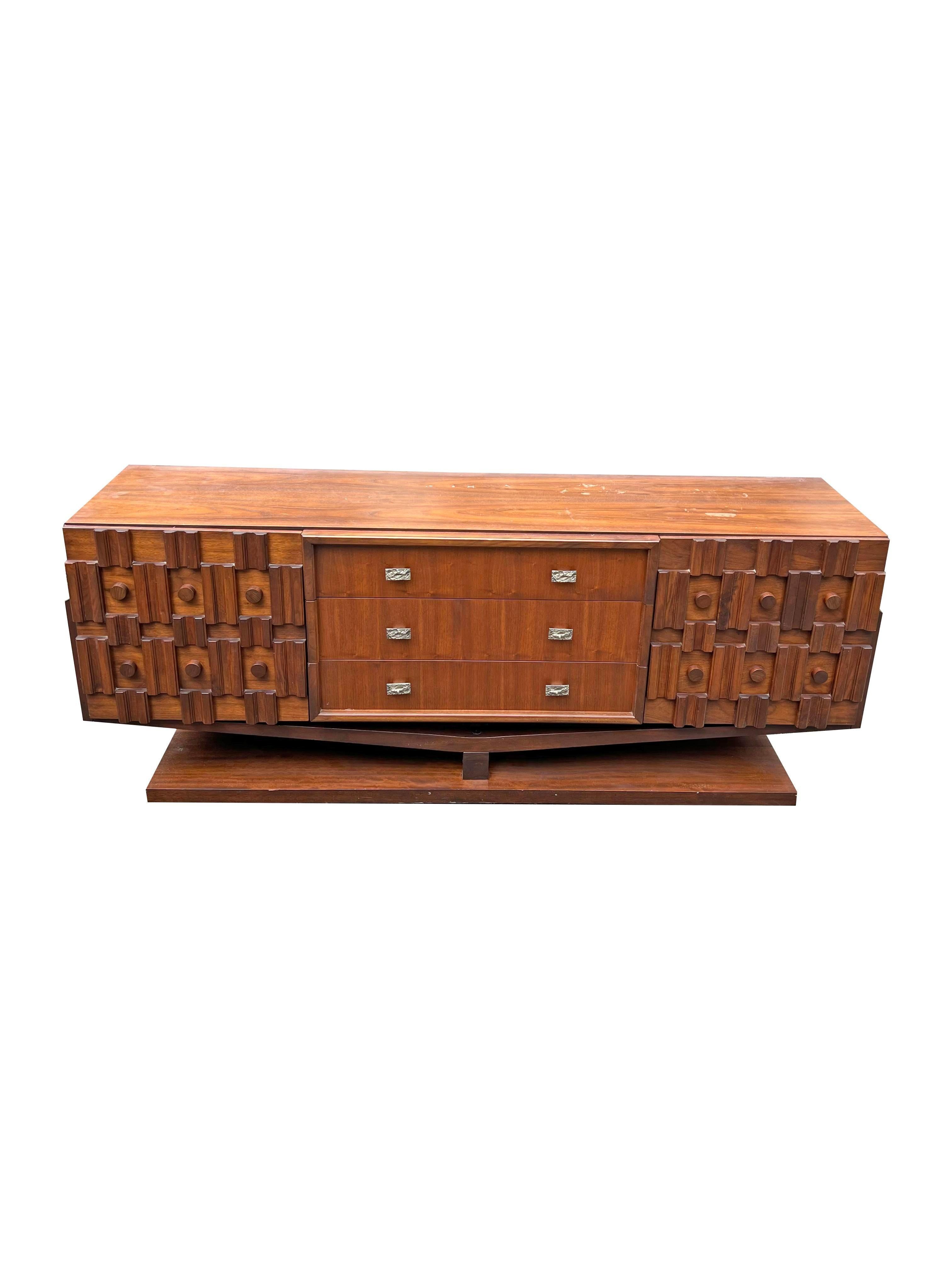 American Paul Evans Style Modern Sculpted Floating Dresser or Credenza in Brutalist Style