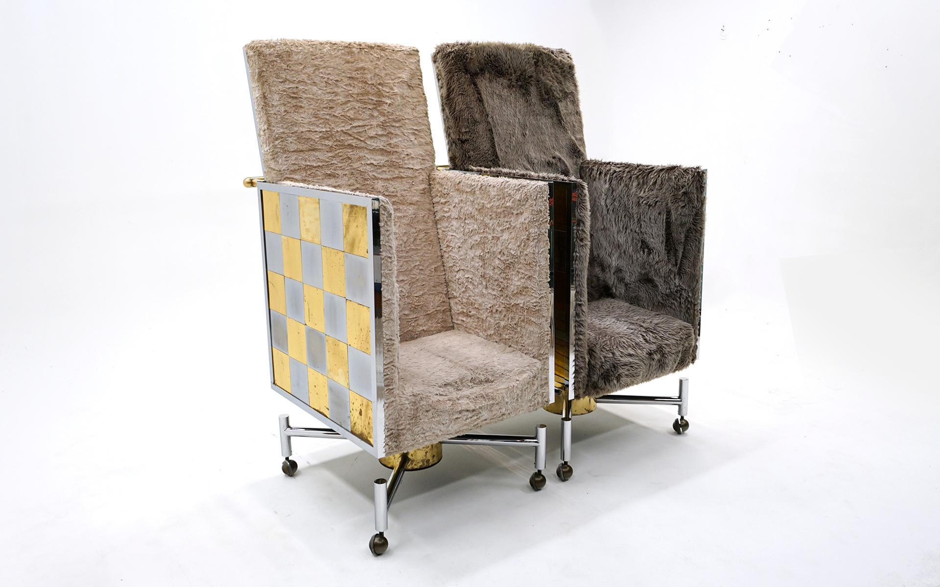 Americano Sedie a trono con schienale alto monumentale in stile Paul Evans con rotelle. Cromo, Ottone. in vendita