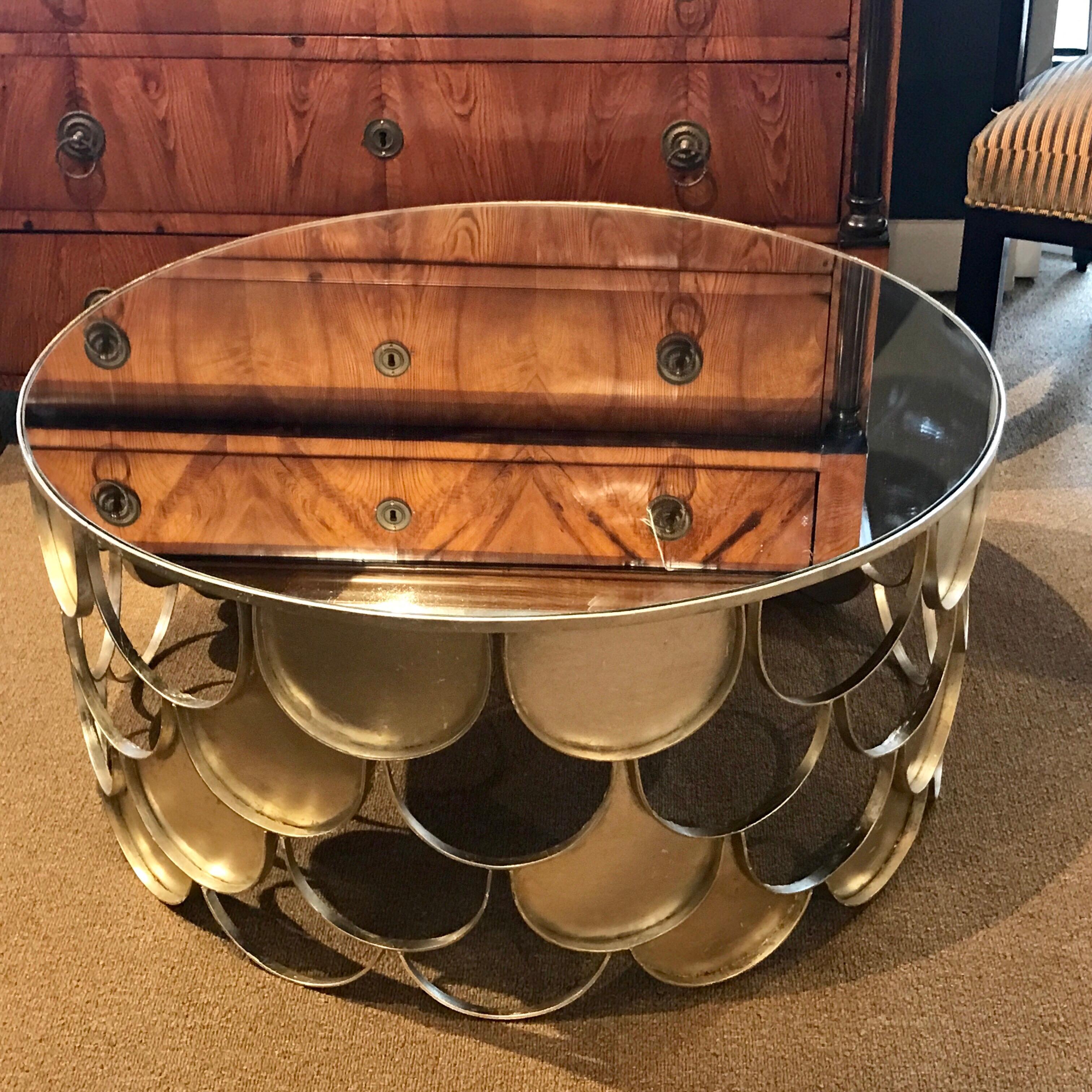 Paul Evans style silvered scallop coffee table, with inset clear mirror top.