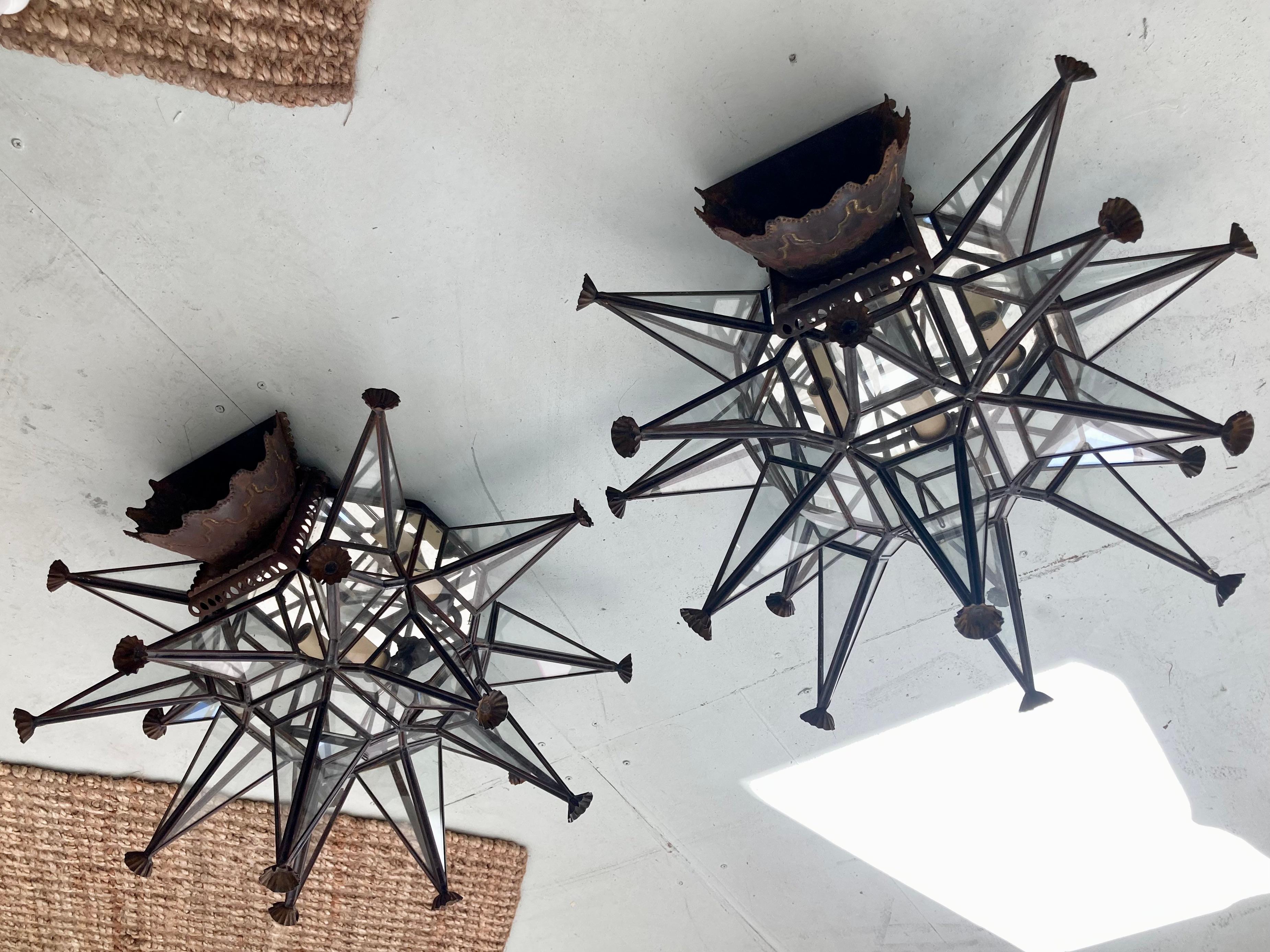 Paul Ferrante Large Scale Star Shape Wall Sconces, a Pair In Good Condition For Sale In Los Angeles, CA