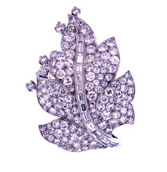 Broche Hoja de Diamante Paul Flato