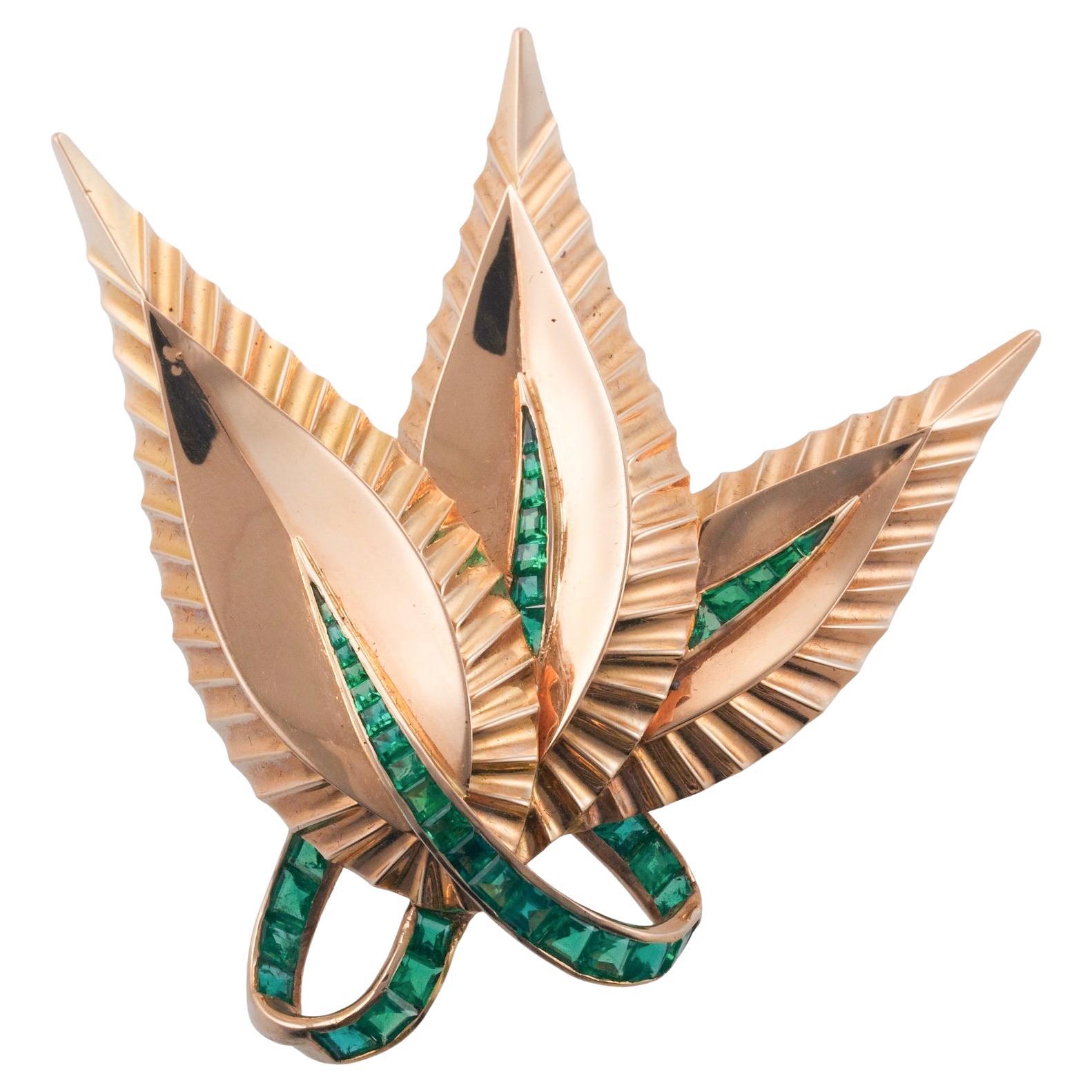 Paul Flato Emerald Gold Leaf Brooch Pendant For Sale