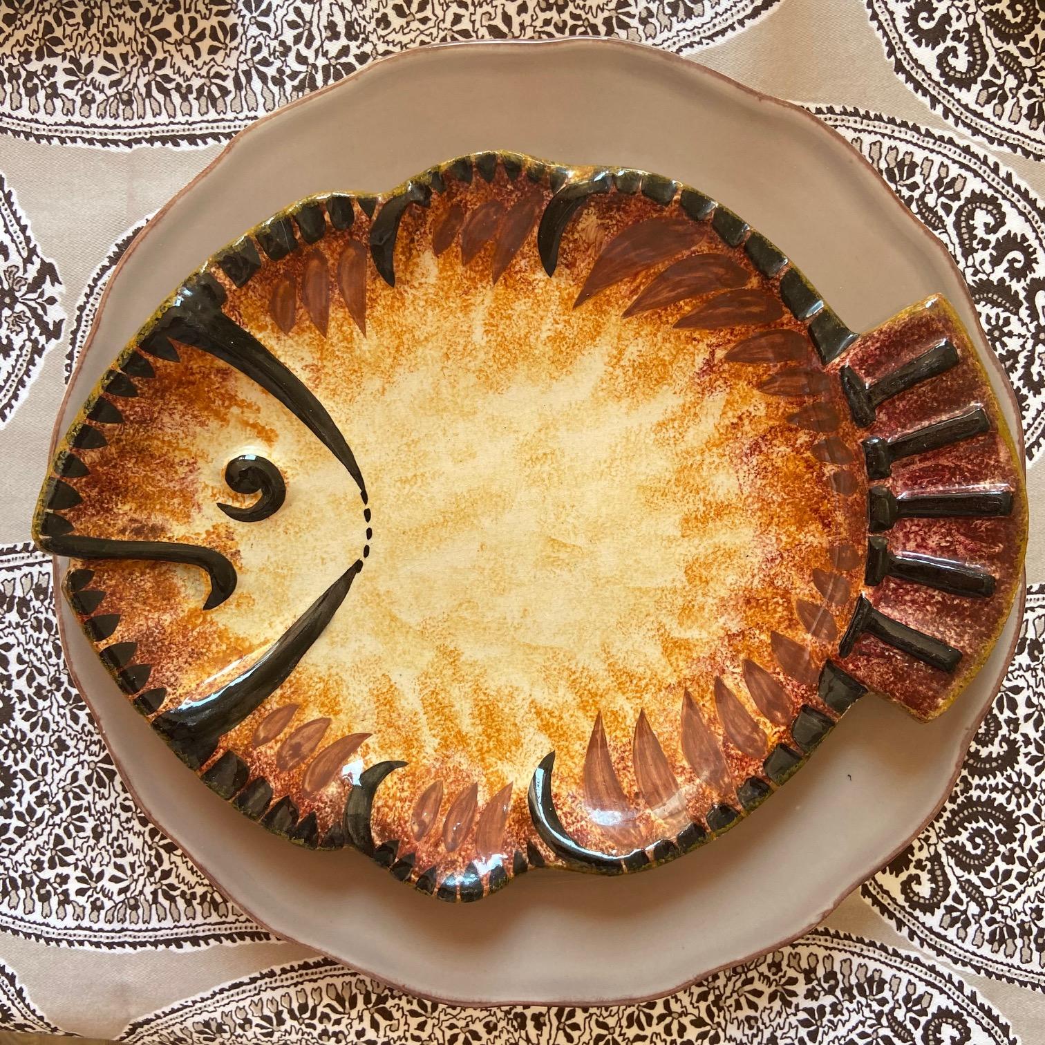 Servicio de pescado Quimper de Paul Fouillen, años 50 Moderno de mediados de siglo en venta