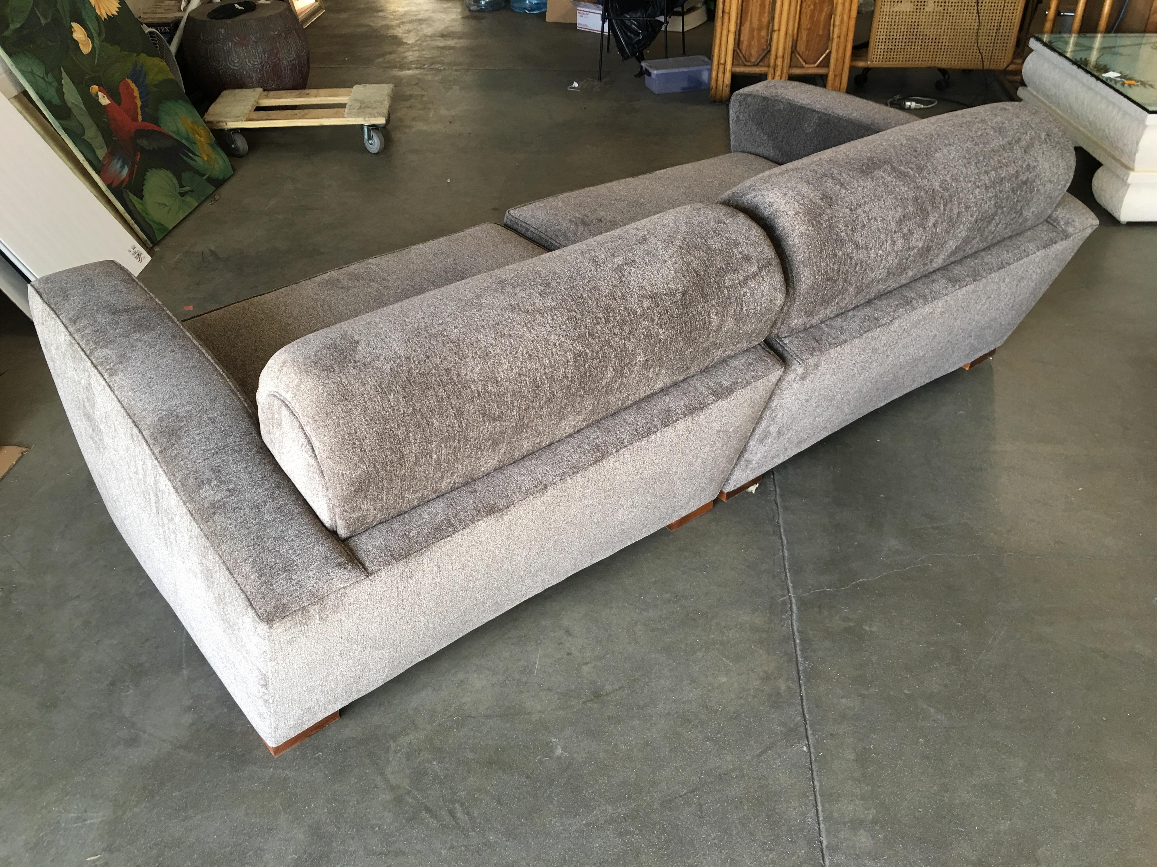 Mid-20th Century Paul Frankl Art Deco Speed Sectional Sofa, circa 1940 For Sale