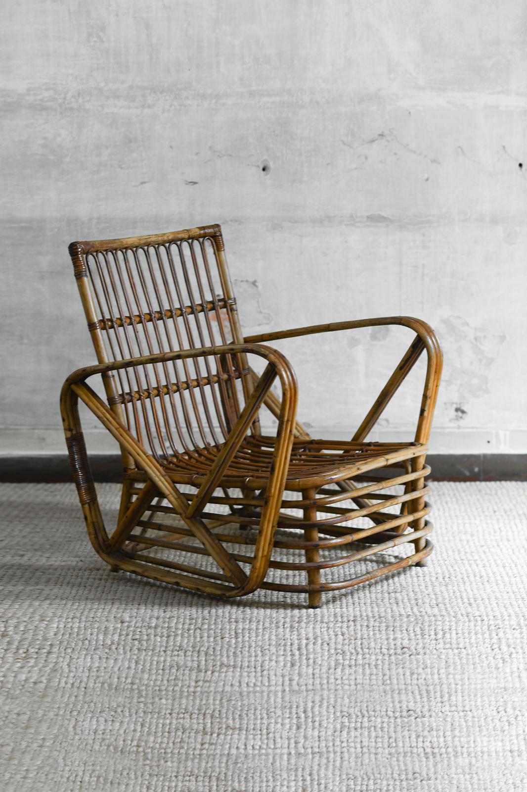 Paul Frankl sillón de bambú curvado, años 40 
Detalles del producto 
Con respaldo cuadrado y anchos reposabrazos. 
Dimensiones: 65 An x 81 Al x 69 Pr cm