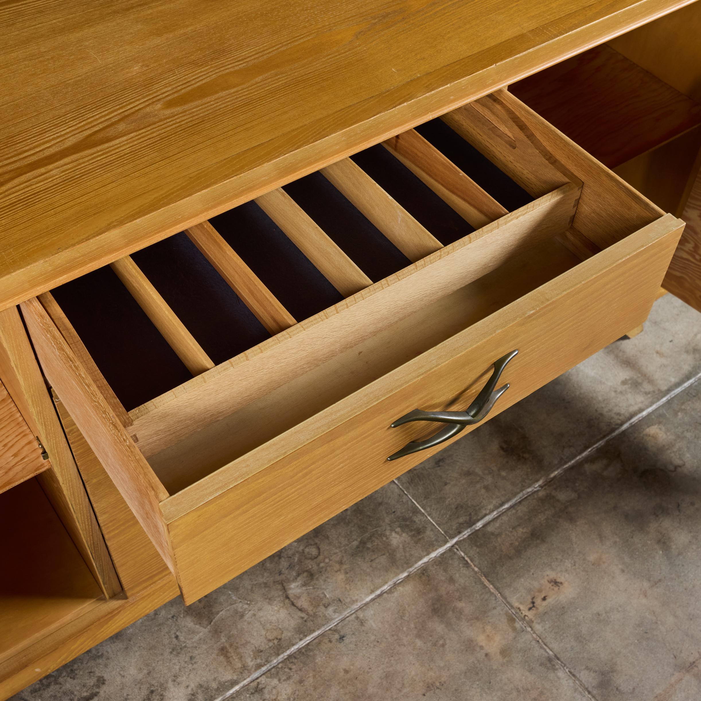 Buffet Paul Frankl per Brown Saltman in vendita 7